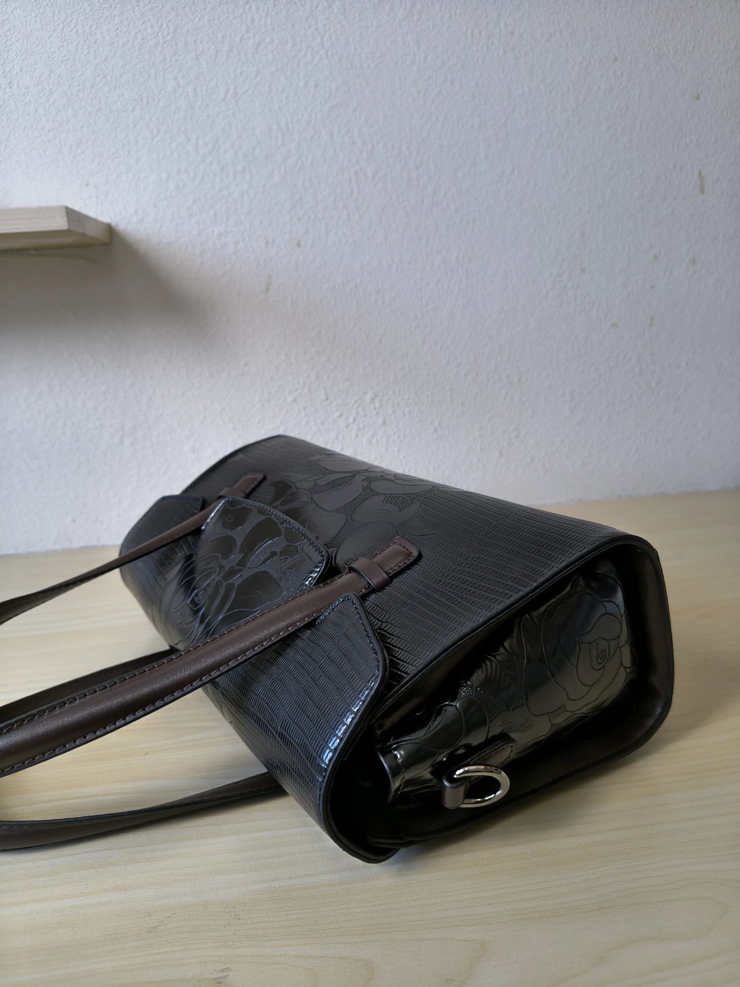 Black Lizard Embossed Rose Floral Boston Bag (E76)