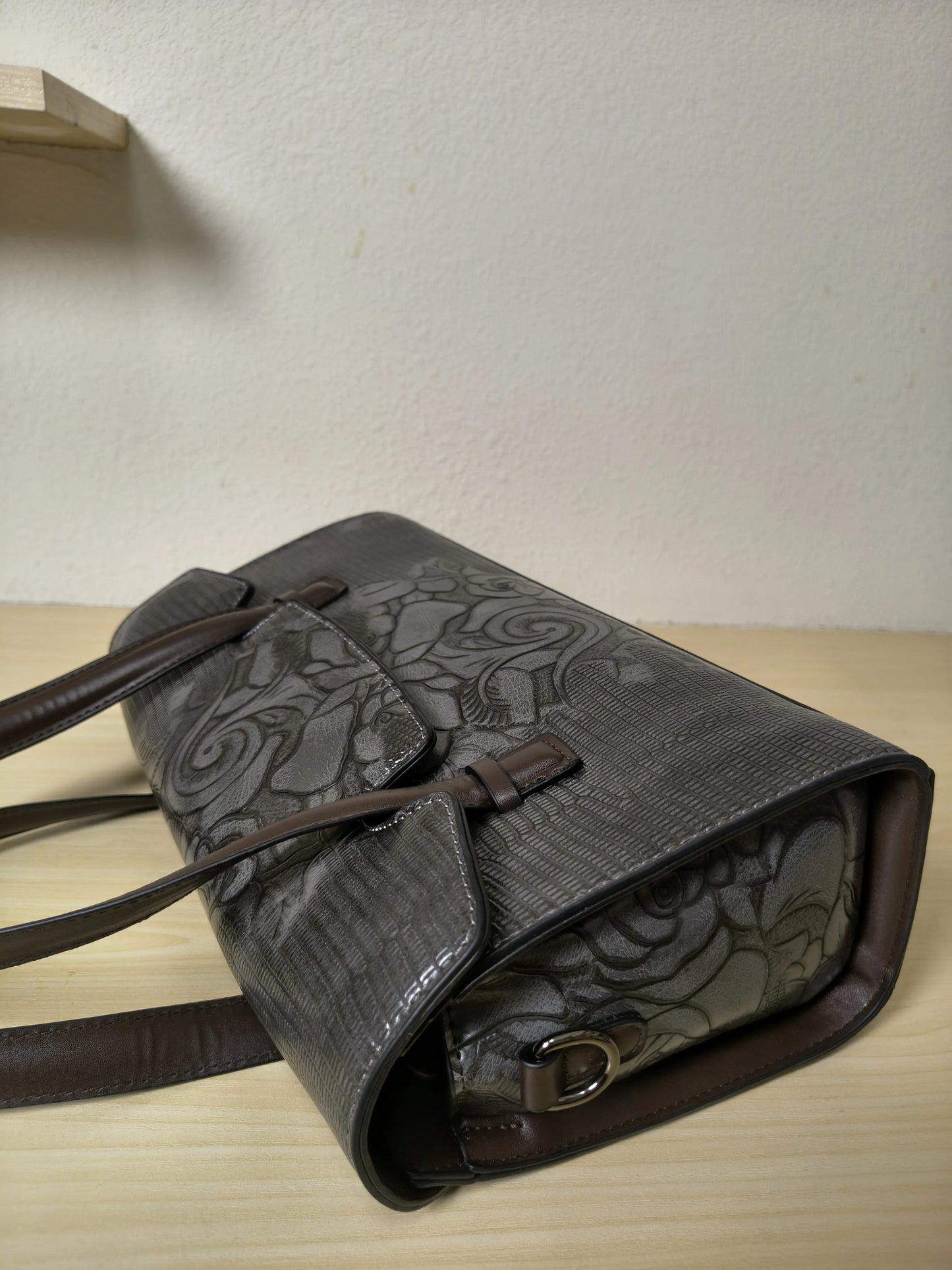 Gray Lizard Embossed Rose Floral Boston Bag (E79)