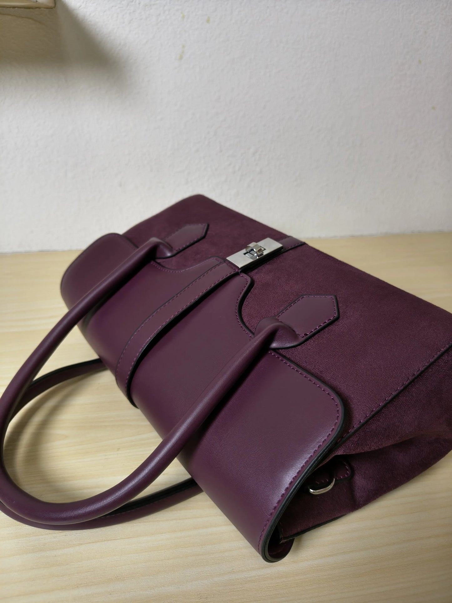 Burgundy Leather & Suede Structured Satchel Bag (E81)