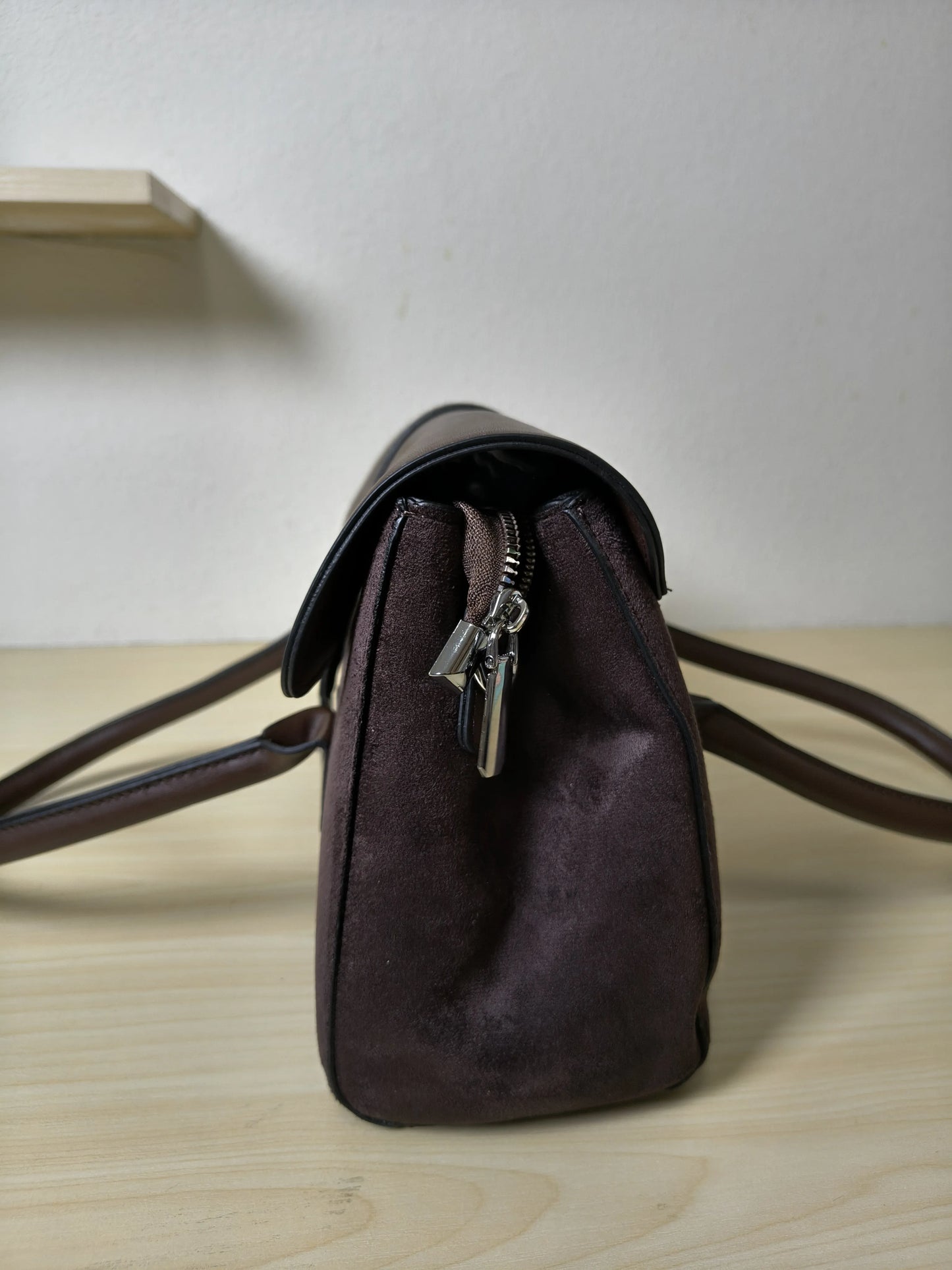 Mocha Glossy Leather & Suede Structured Satchel Bag (E82)