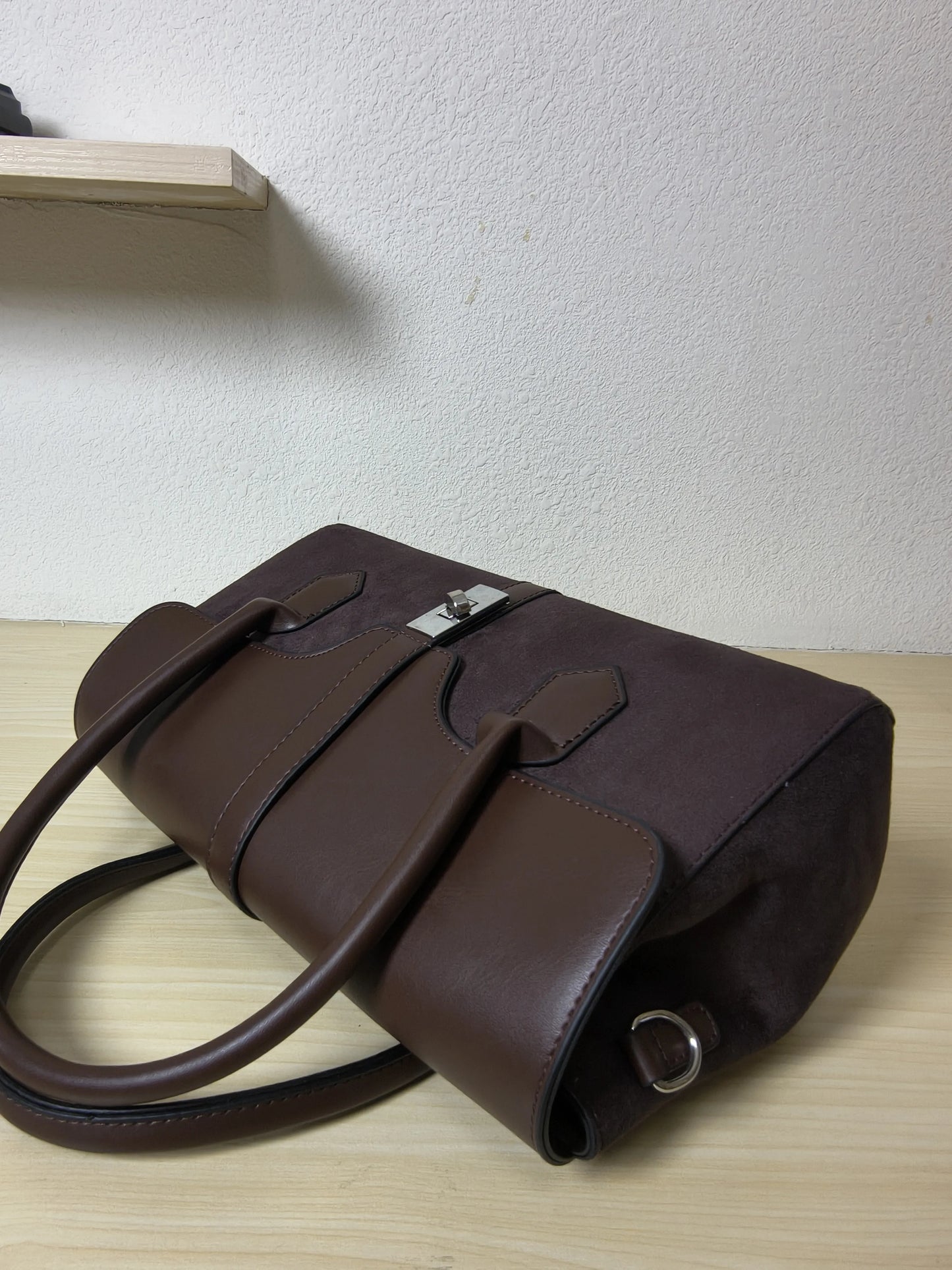 Mocha Glossy Leather & Suede Structured Satchel Bag (E82)