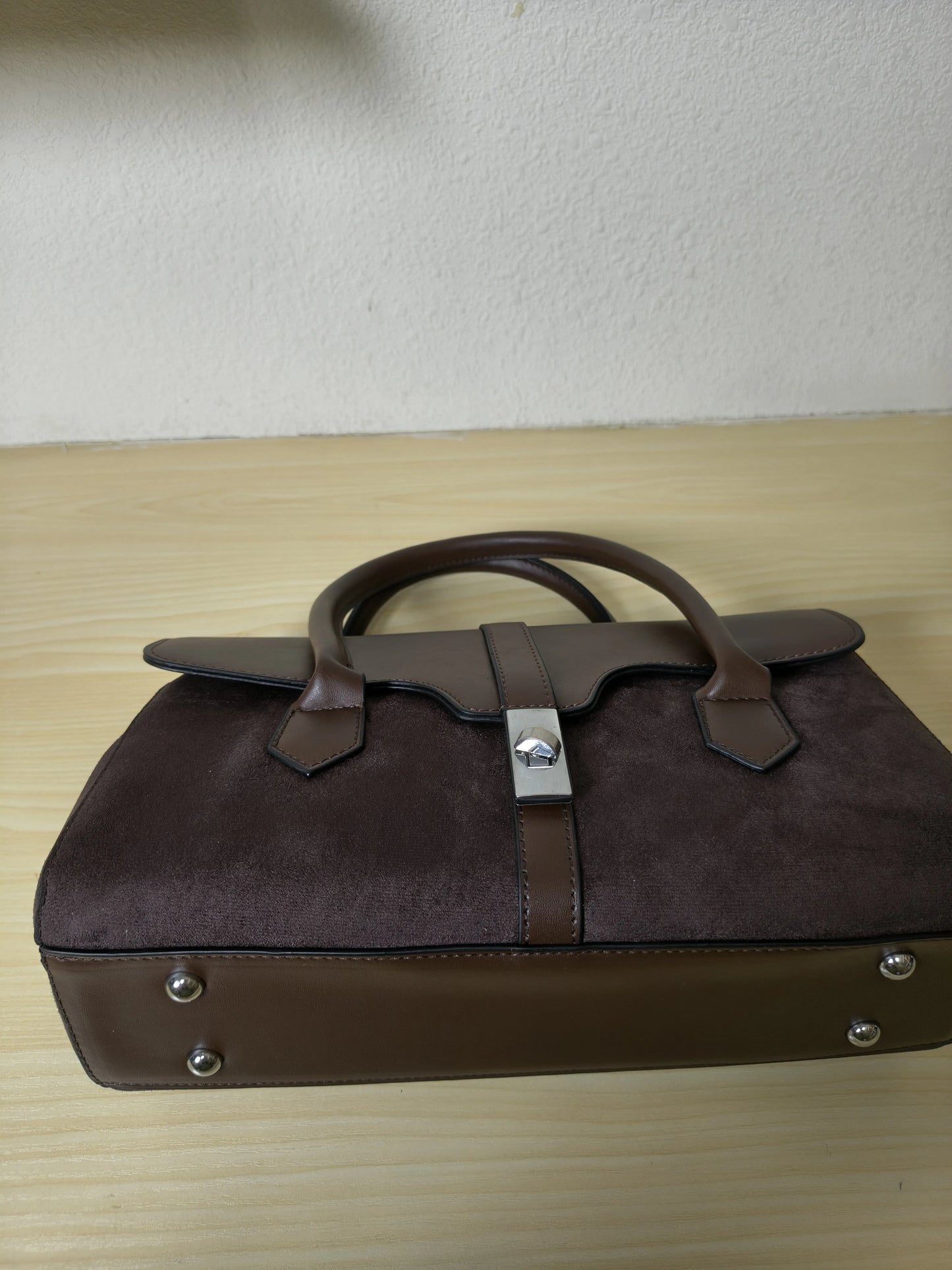 Mocha Glossy Leather & Suede Structured Satchel Bag (E82)