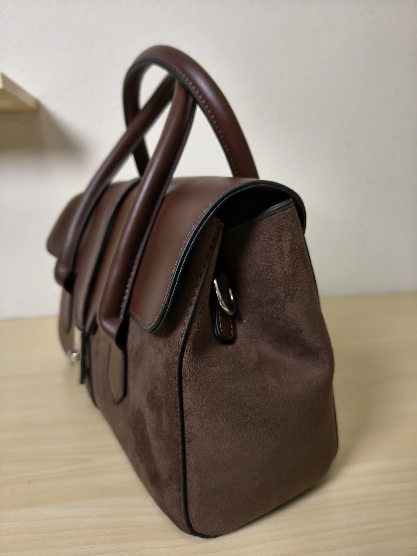 Caramel Glossy Leather & Suede Structured Satchel Bag (E84)