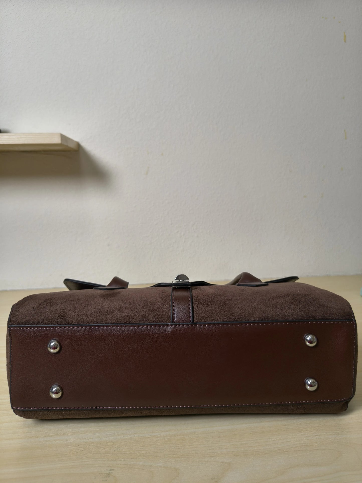 Caramel Glossy Leather & Suede Structured Satchel Bag (E84)