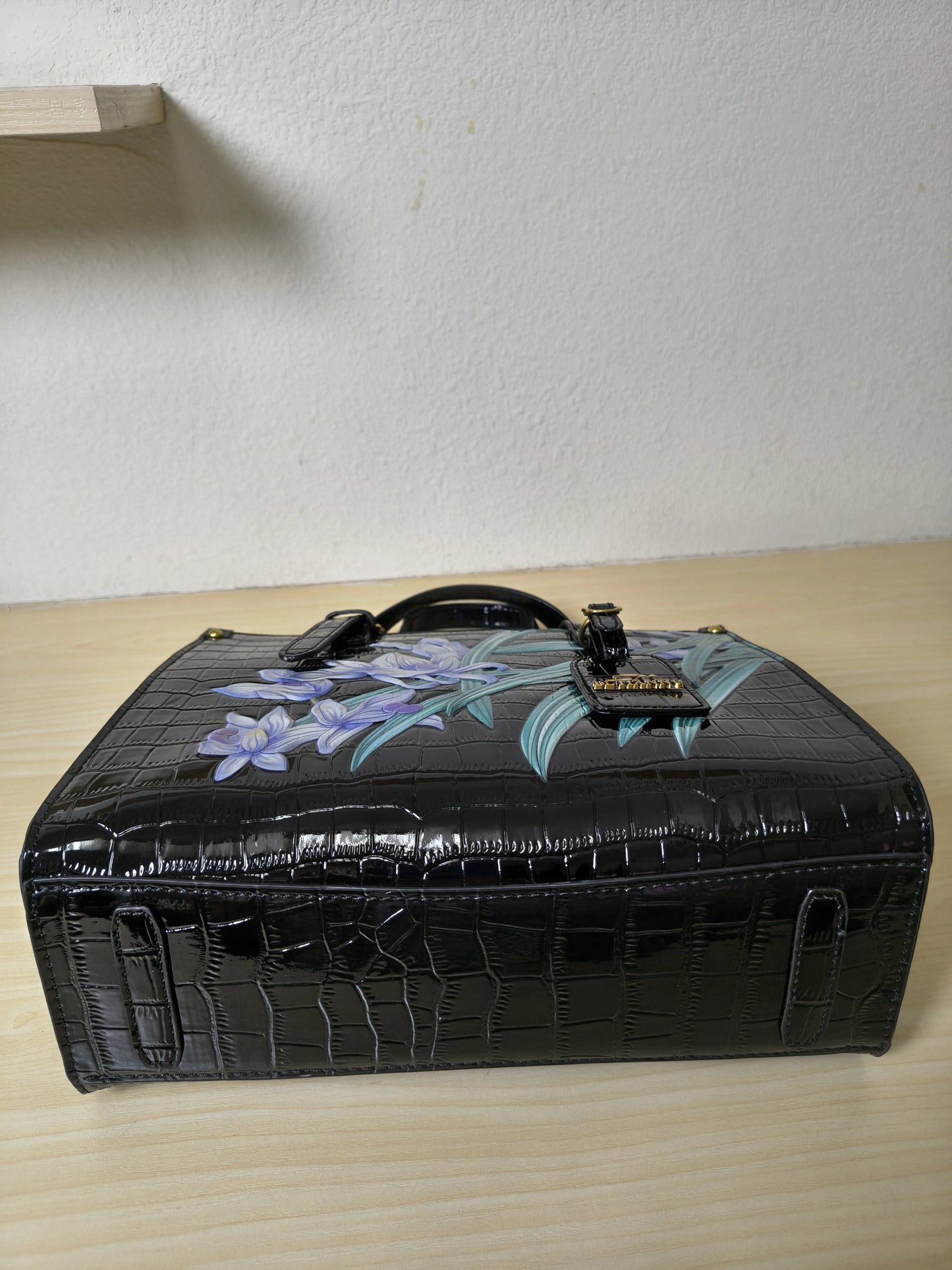 Black Crocodile Embossed Foam Print Purple Orchid Structured Bag (E86)