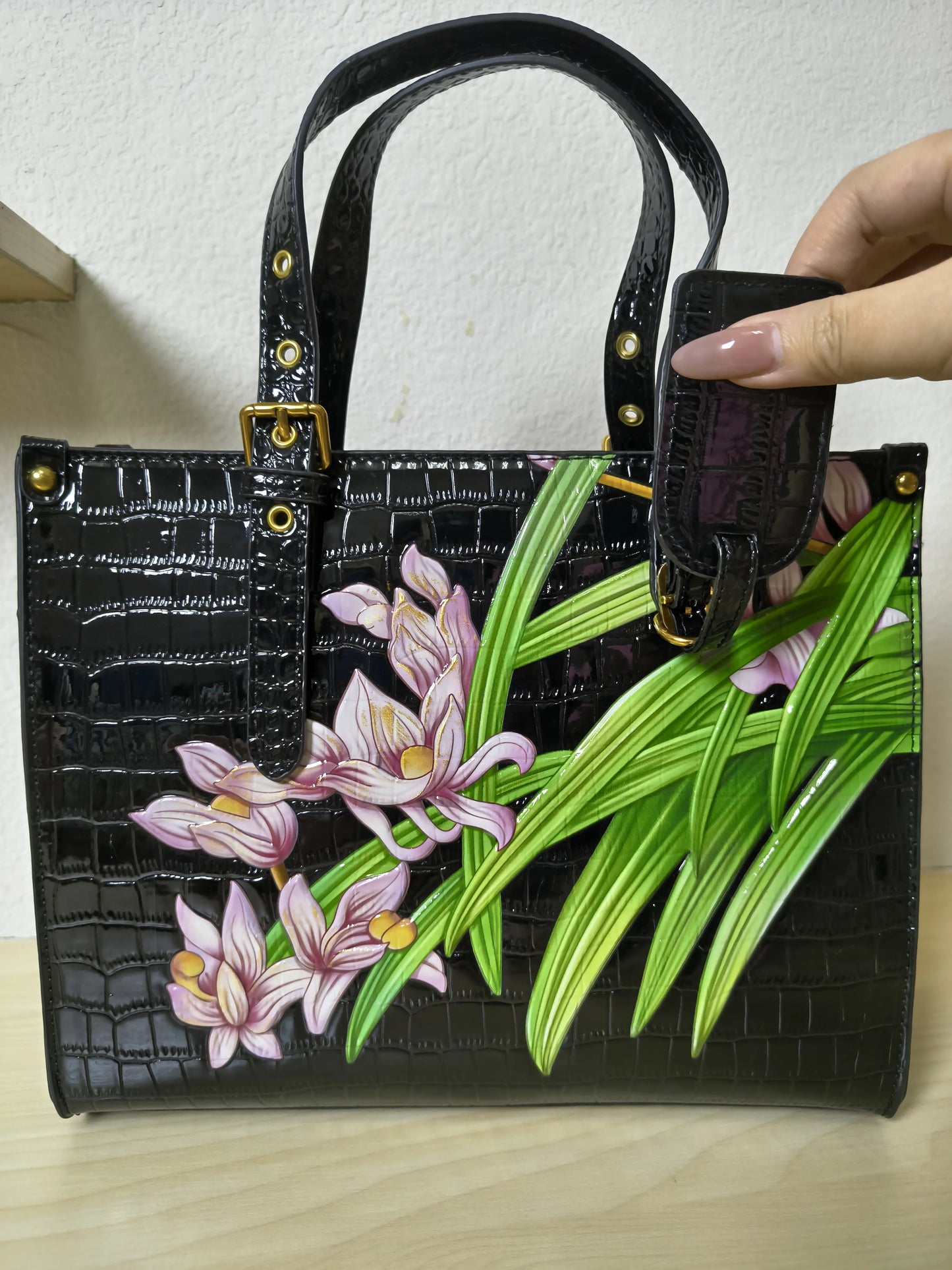 Black Crocodile Embossed Foam Print Pink-Purple Orchid Structured Bag (E88)