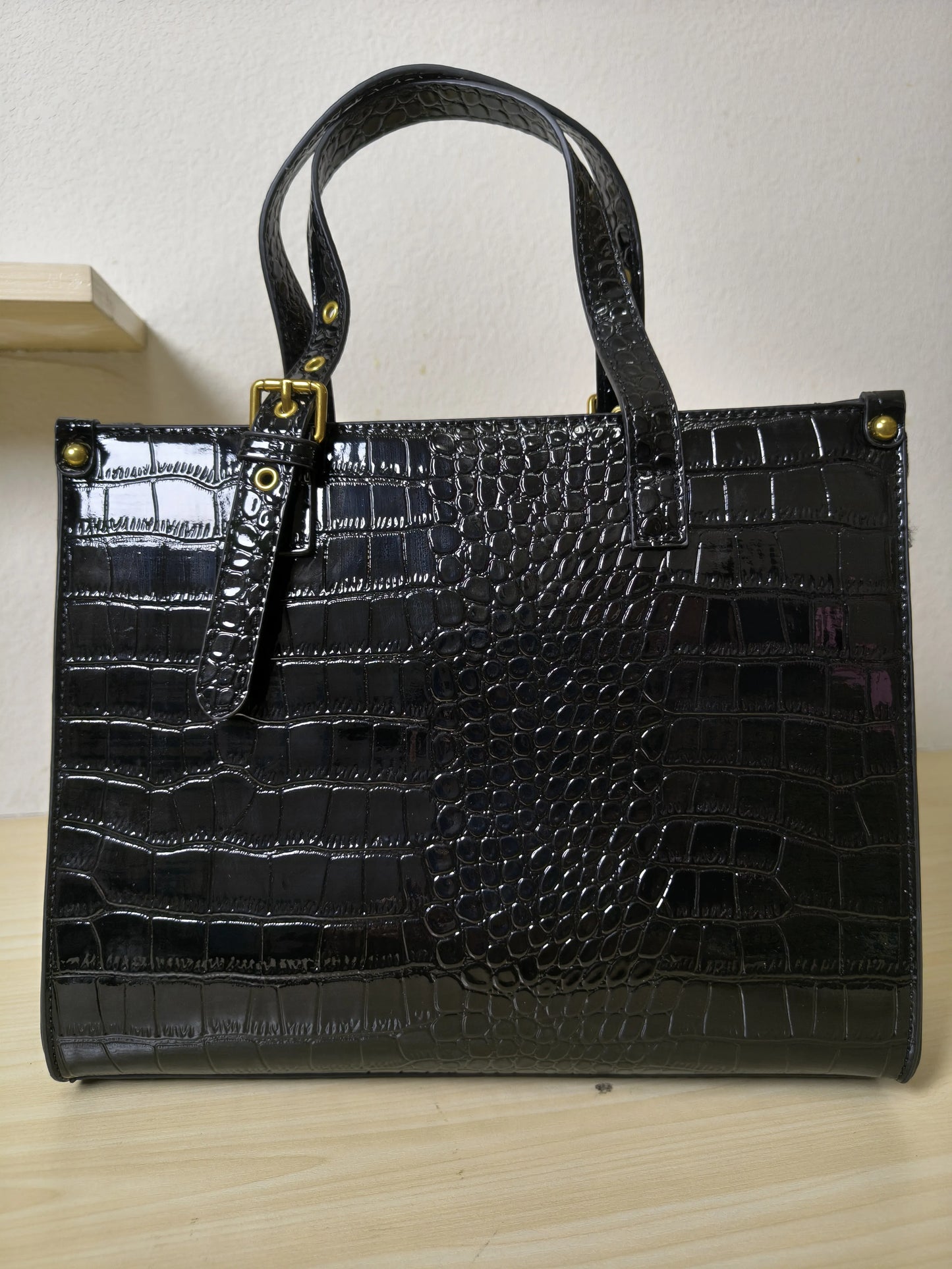 Black Crocodile Embossed Foam Print Pink-Purple Orchid Structured Bag (E88)