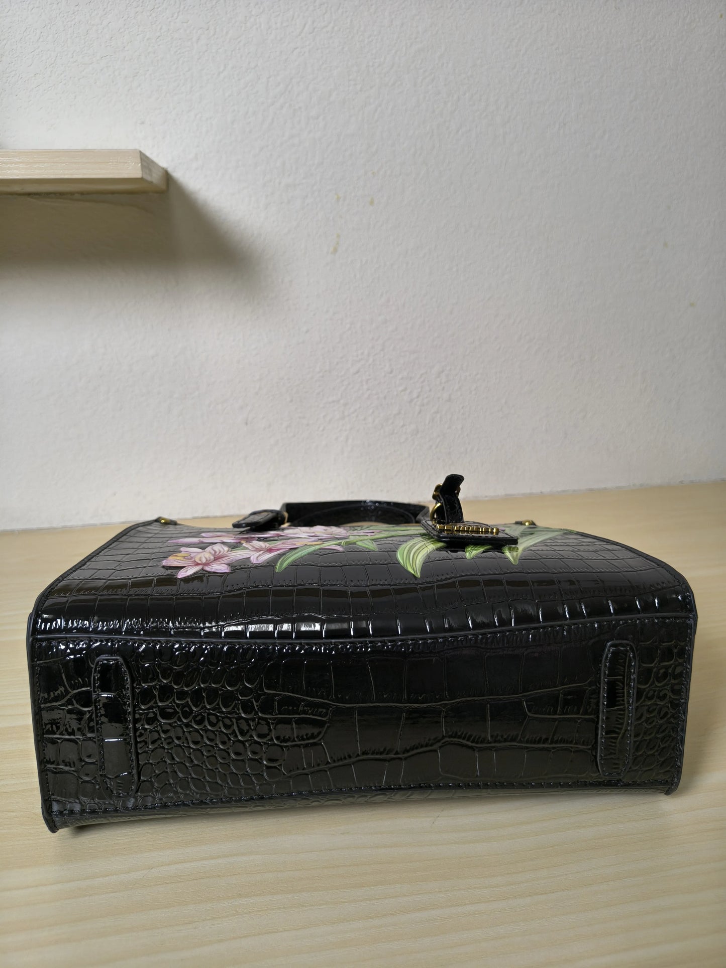 Black Crocodile Embossed Foam Print Pink-Purple Orchid Structured Bag (E88)