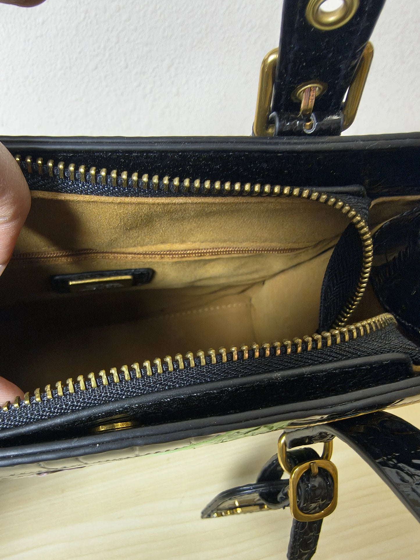 Black Crocodile Embossed Foam Print Pink-Purple Orchid Structured Bag (E88)