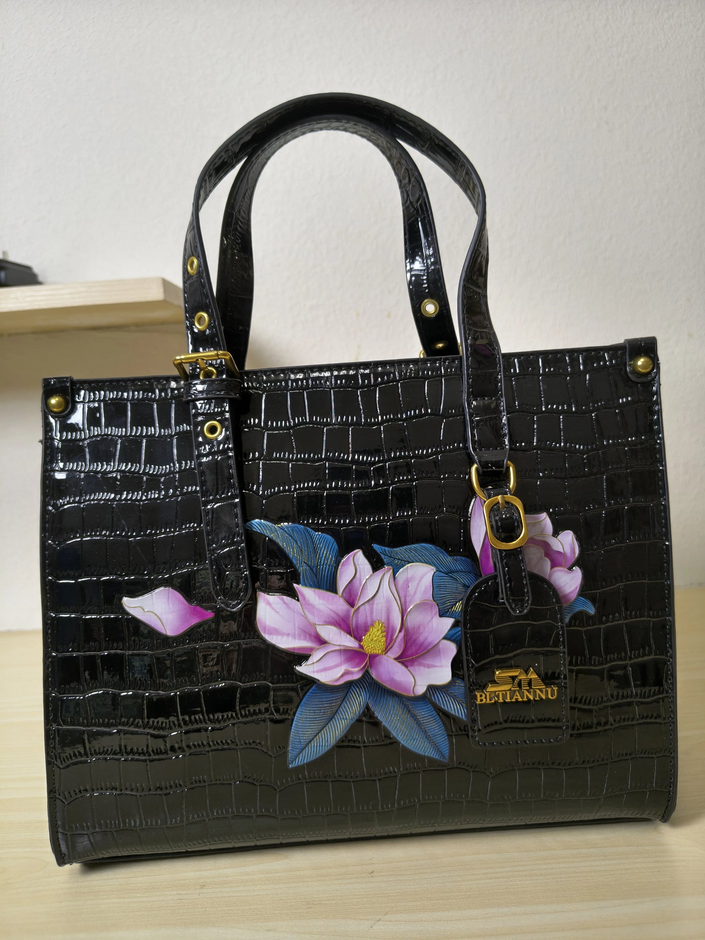 Black Crocodile Embossed Foam Print Pink Lotus Structured Bag (E90)