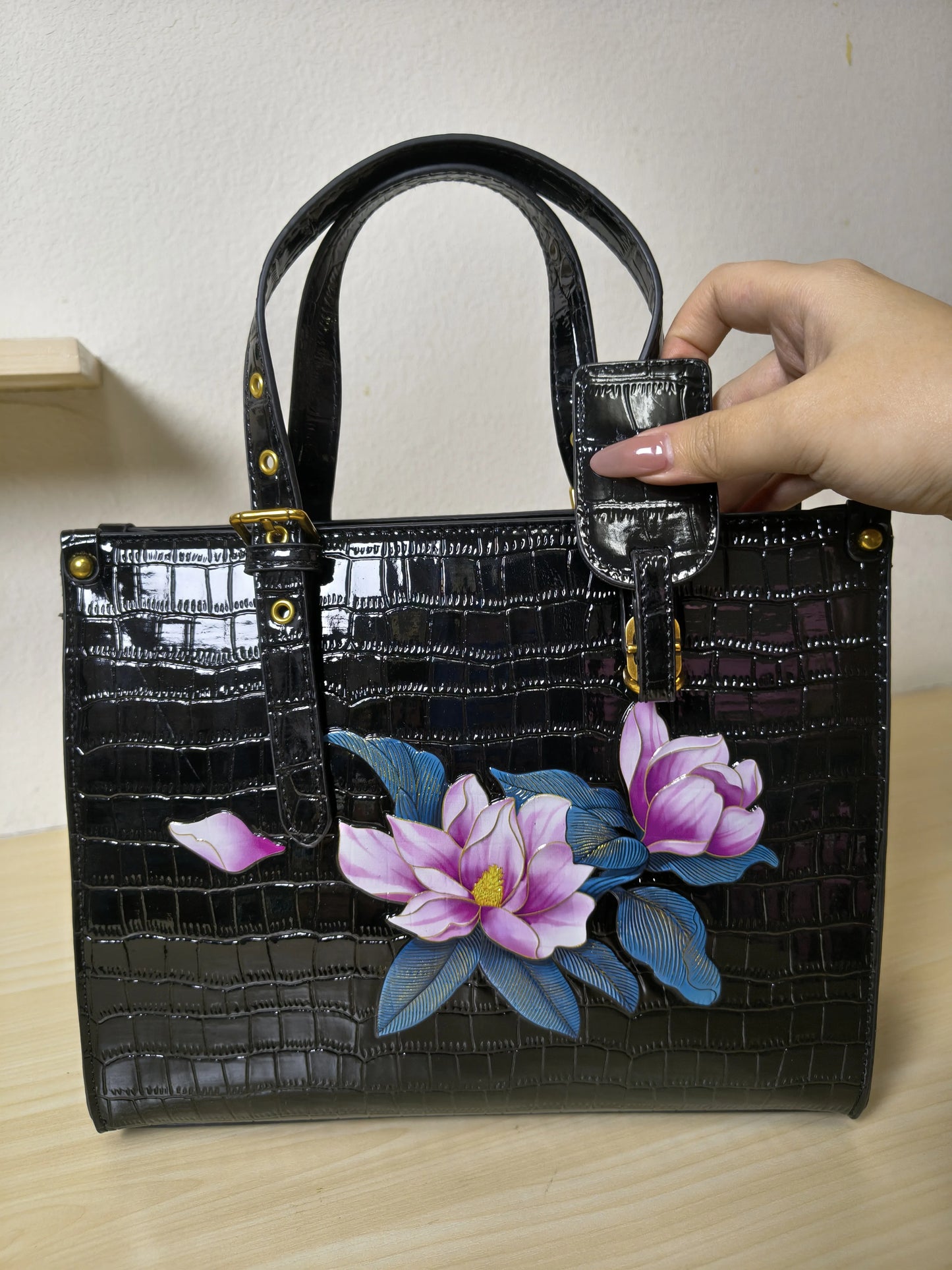 Black Crocodile Embossed Foam Print Pink Lotus Structured Bag (E90)