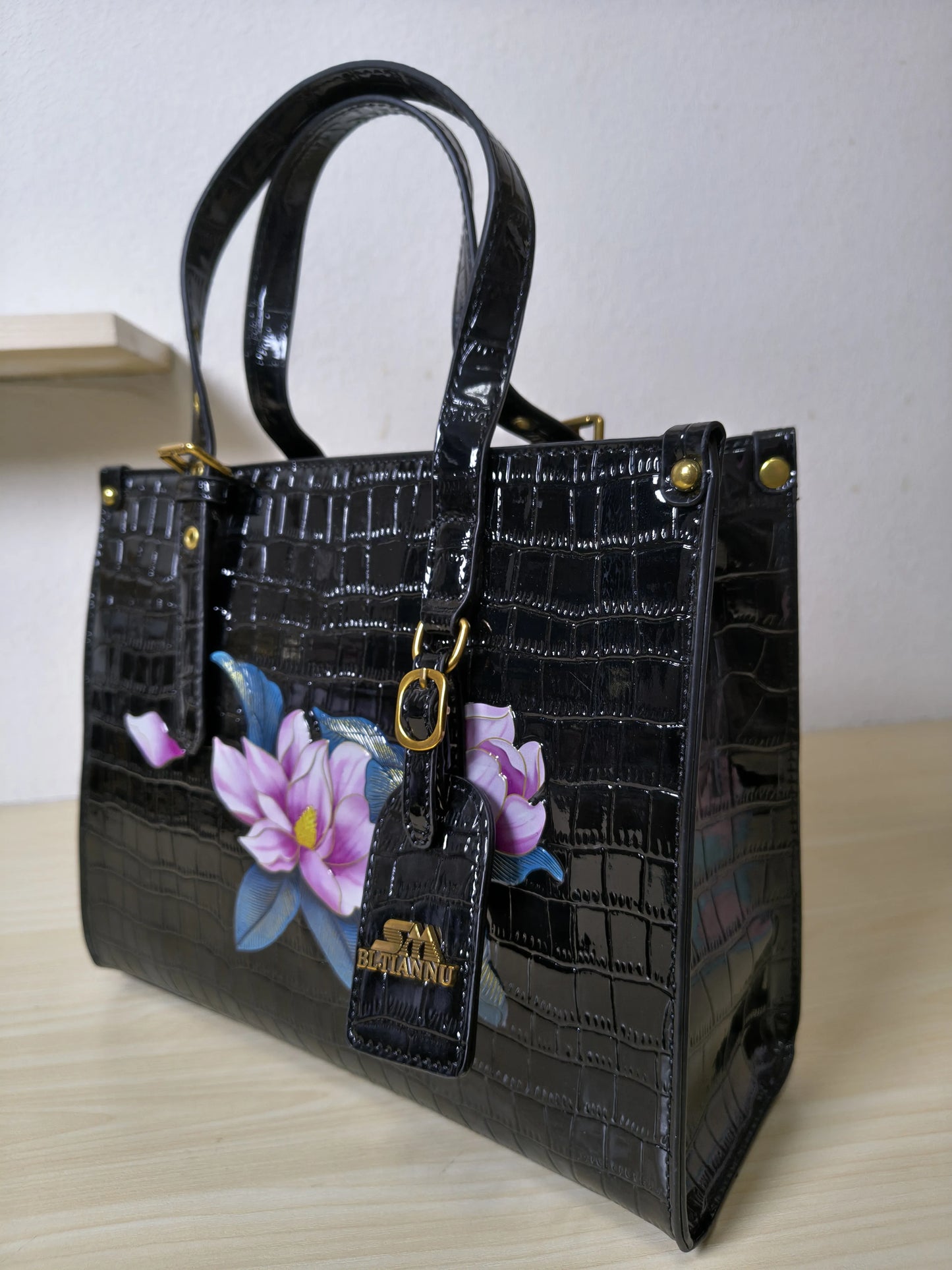 Black Crocodile Embossed Foam Print Pink Lotus Structured Bag (E90)