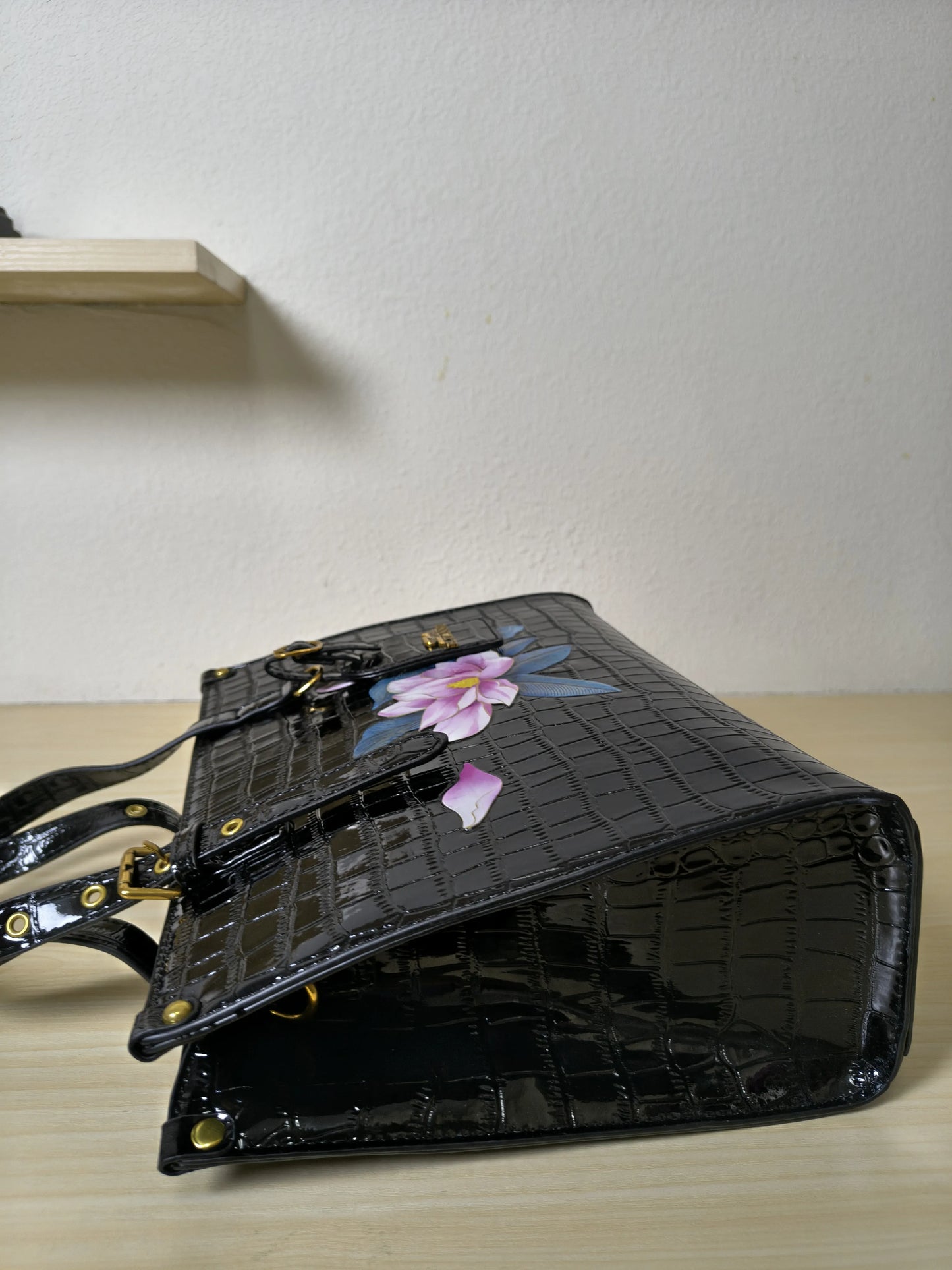 Black Crocodile Embossed Foam Print Pink Lotus Structured Bag (E90)