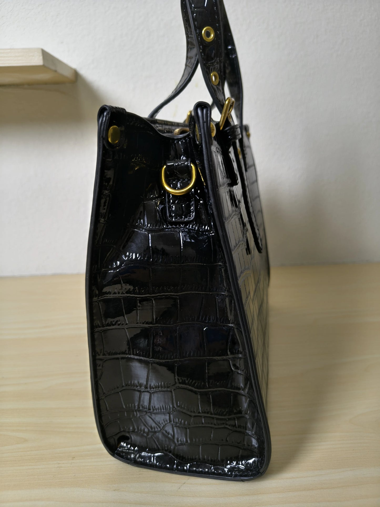 Black Crocodile Embossed Foam Print Red Lotus Structured Bag (E91)