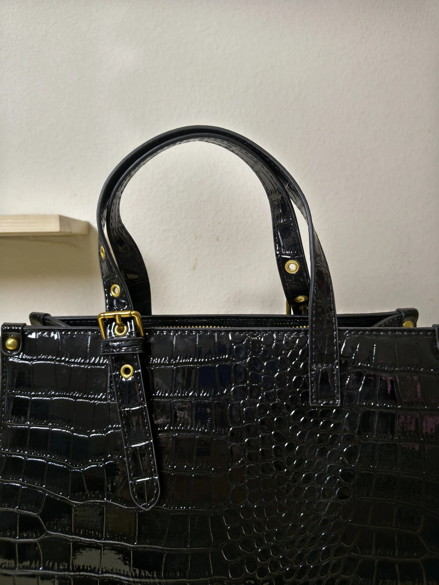 Black Crocodile Embossed Foam Print Red Lotus Structured Bag (E91)