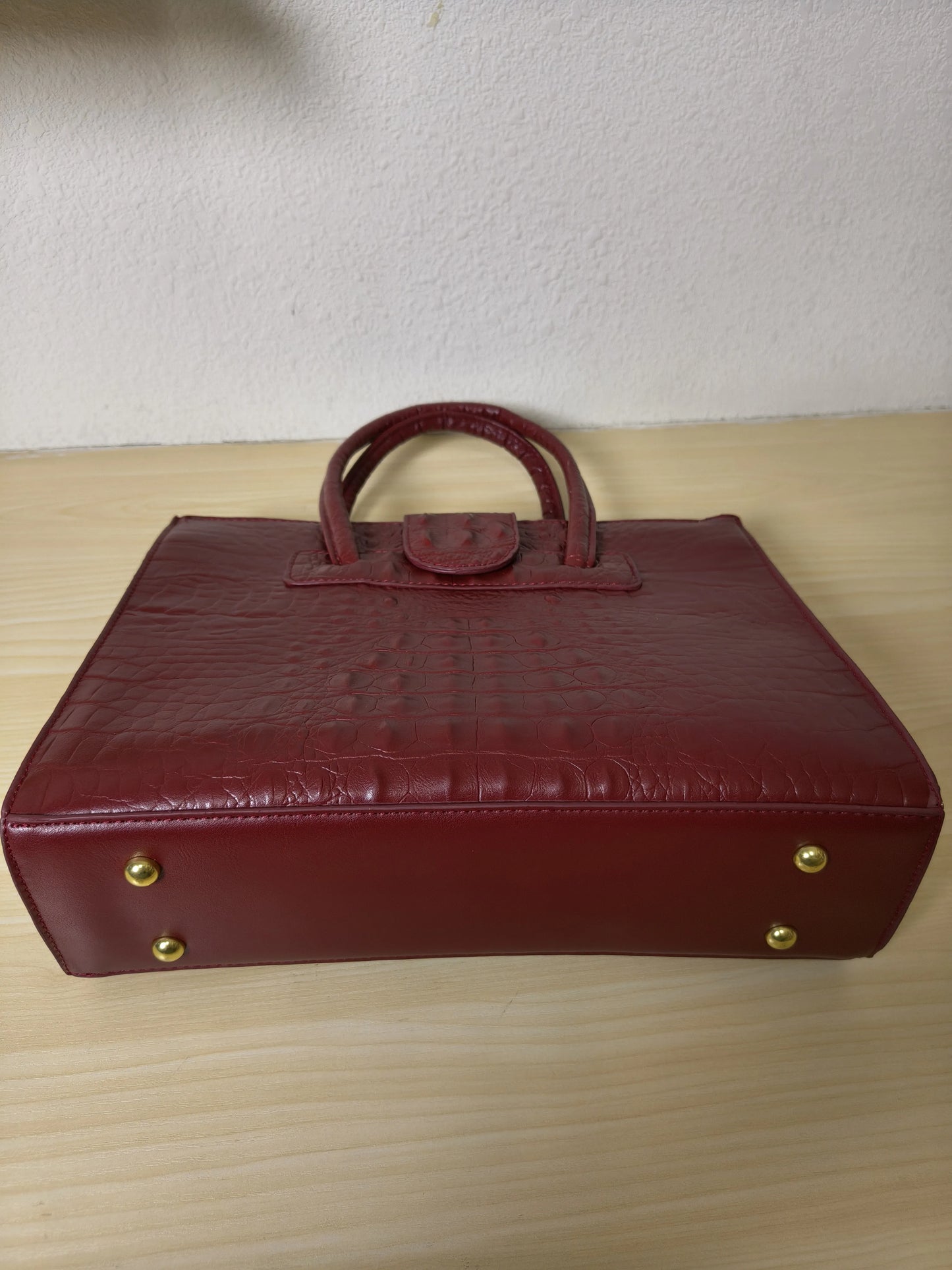 Burgundy Crocodile Embossed Laptop Tote Bag (E94)
