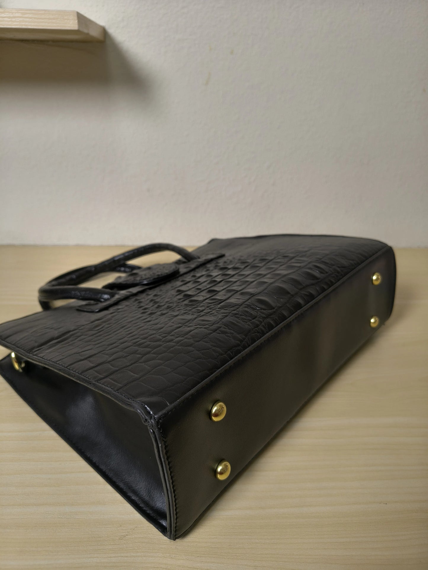 Black Crocodile Embossed Laptop Tote Bag (E95)
