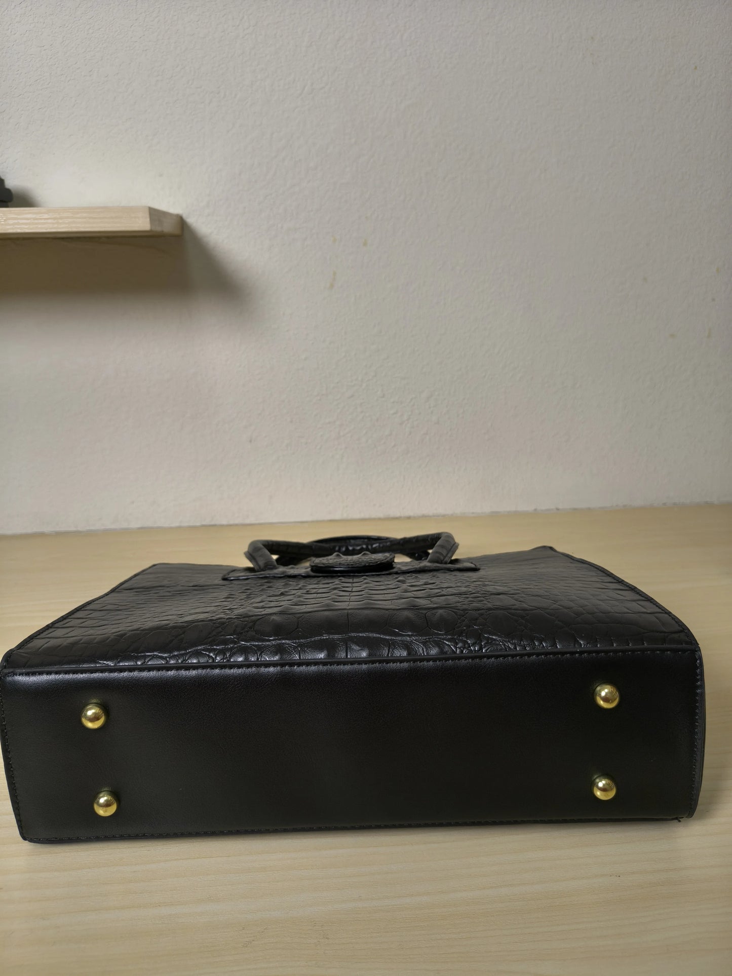 Black Crocodile Embossed Laptop Tote Bag (E95)