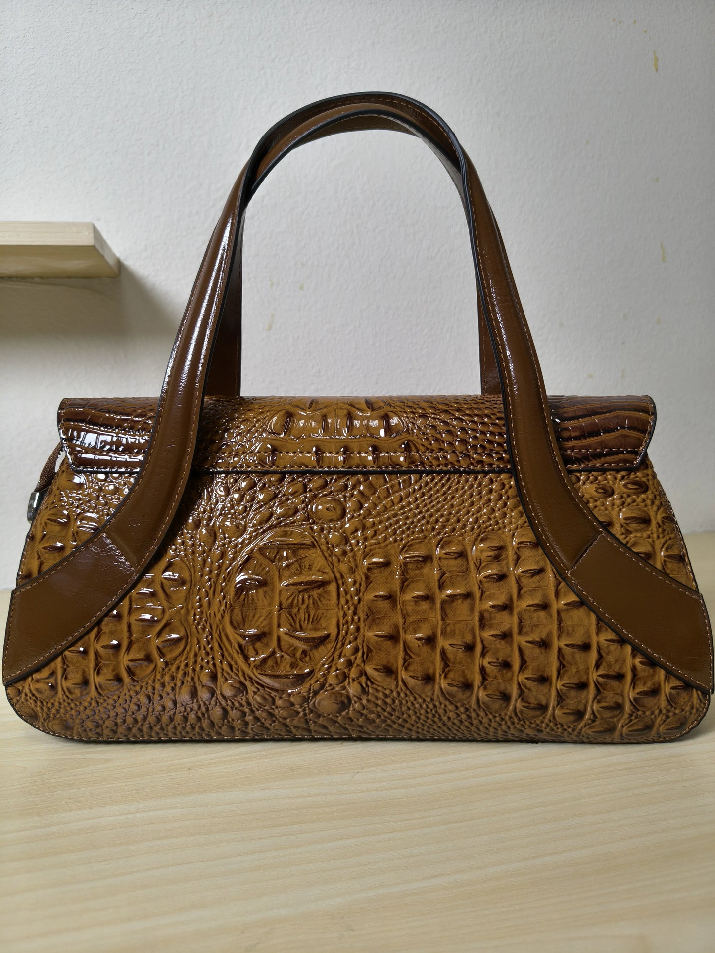 Caramel Gradient Crocodile Embossed Long Structured Bag (E100)