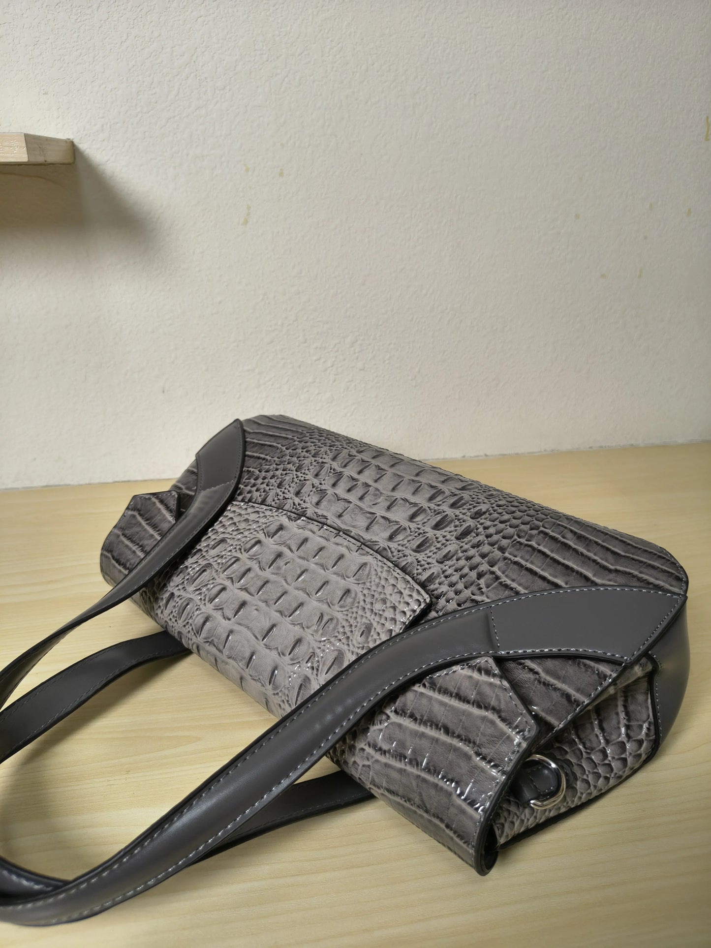 Grey Gradient Crocodile Embossed Long Structured Bag (E101)