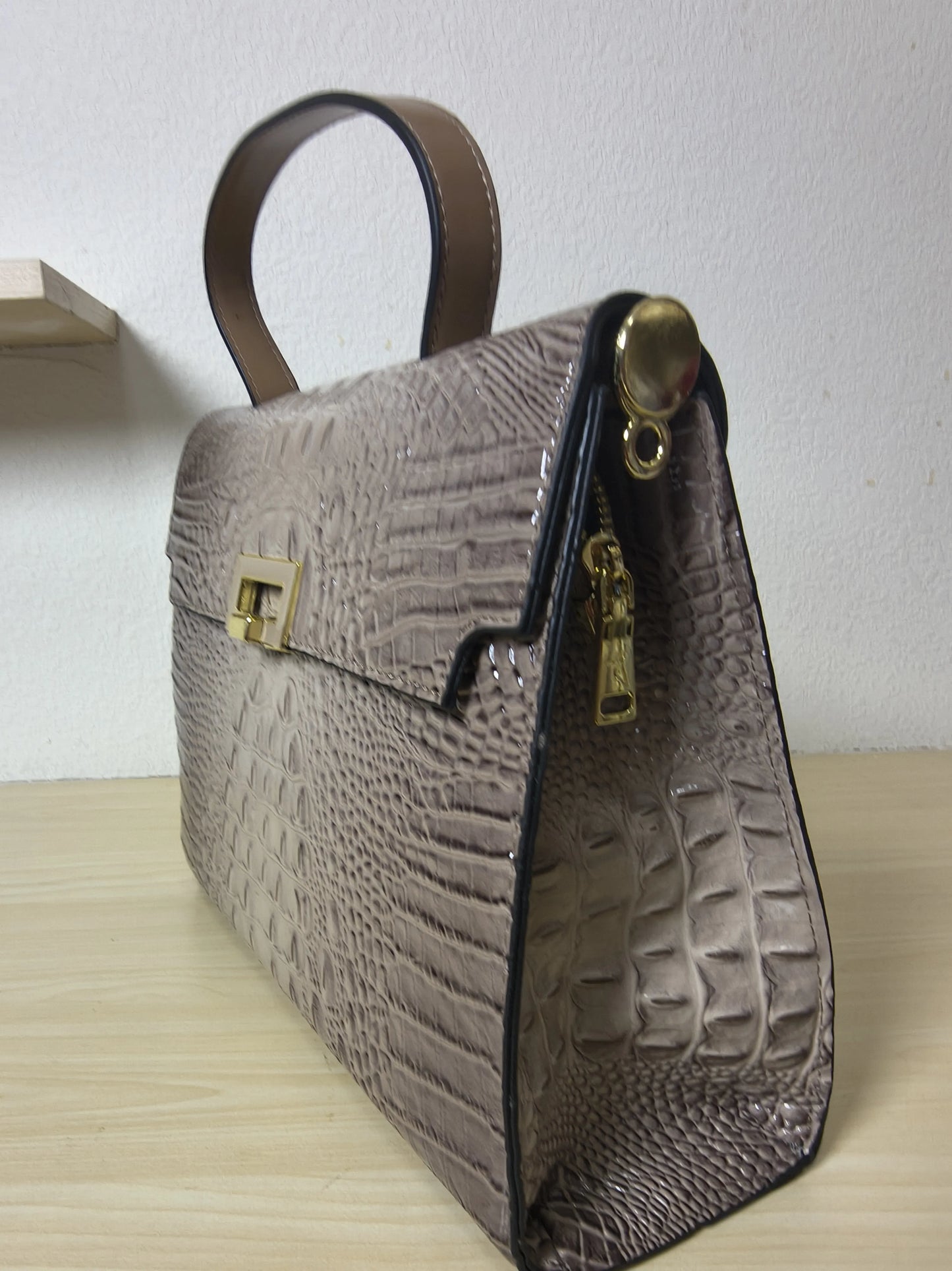 Khaki Gradient Crocodile Embossed Structured Bag (E103)
