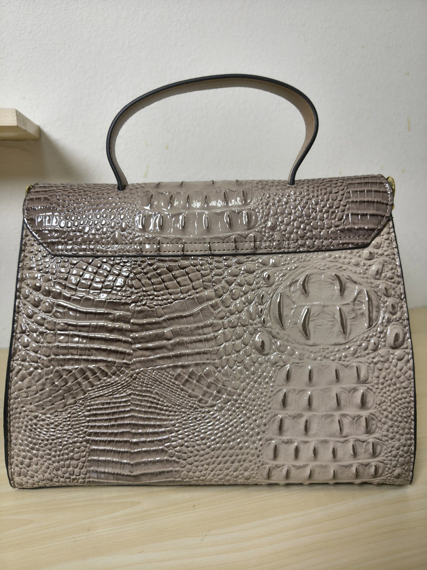 Khaki Gradient Crocodile Embossed Structured Bag (E103)