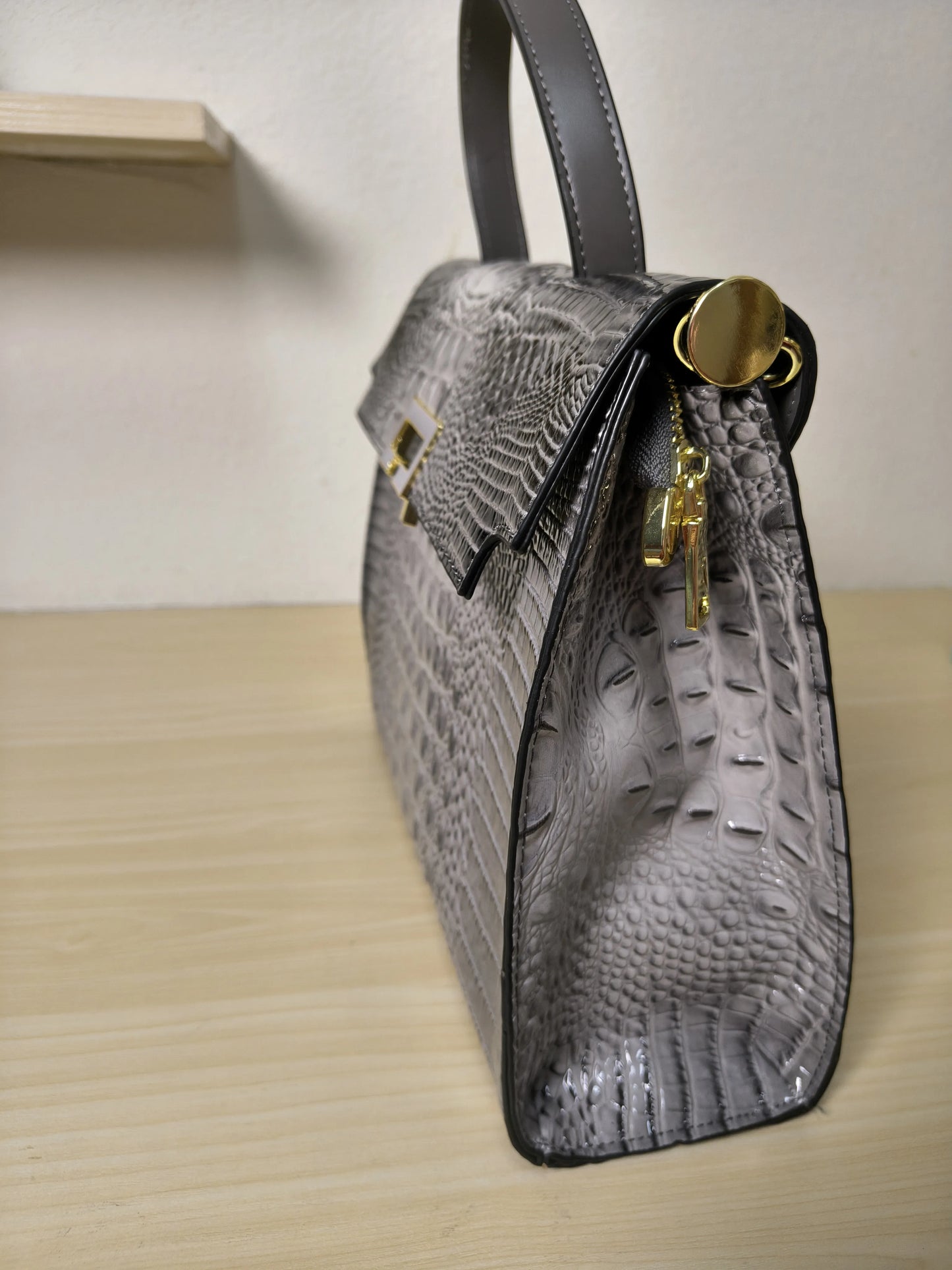 Grey Gradient Crocodile Embossed Structured Bag (E104)