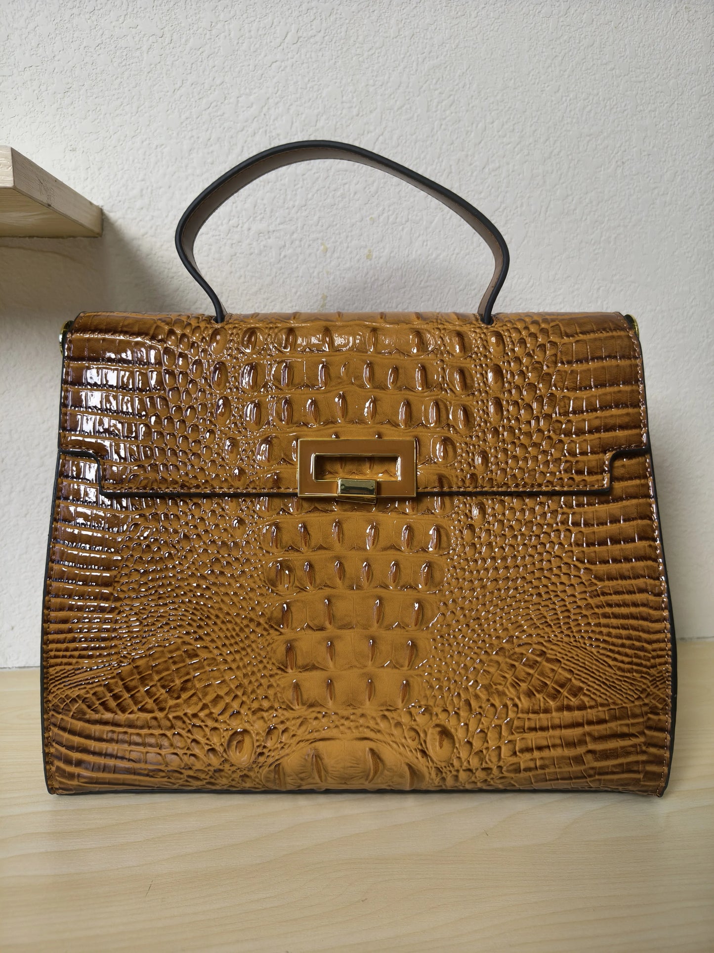 Caramel Gradient Crocodile Embossed Structured Bag (E106)