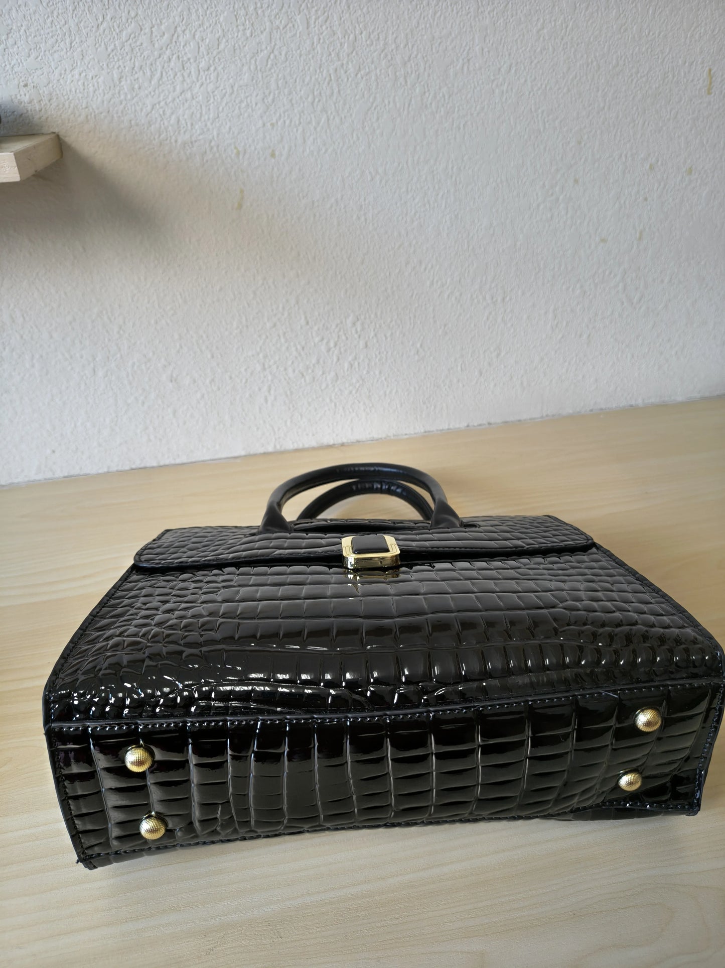 Black Crocodile Embossed Structured Bag (E108)