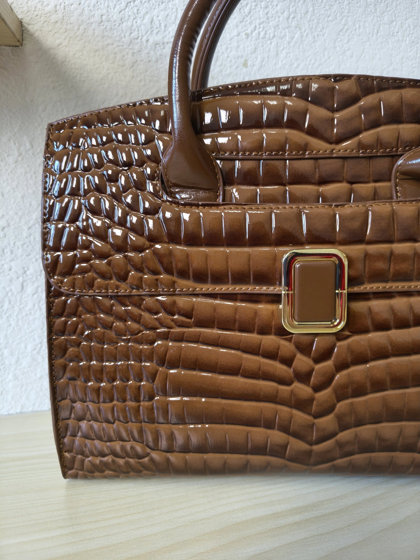 Caramel Crocodile Embossed Structured Bag (E111)