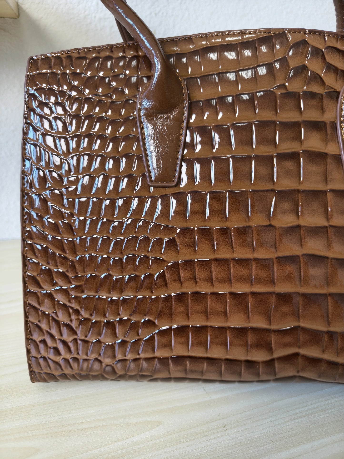 Caramel Crocodile Embossed Structured Bag (E111)