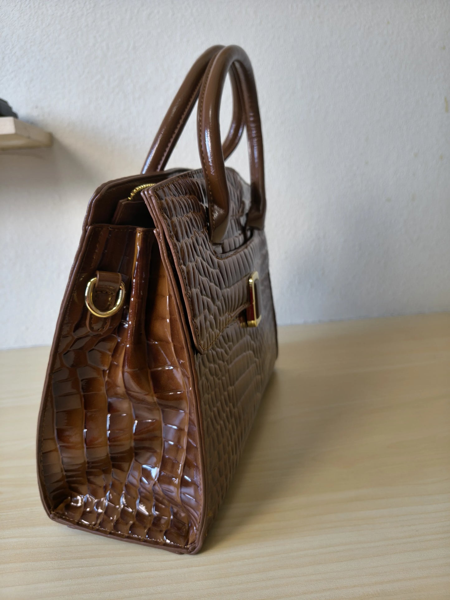 Caramel Crocodile Embossed Structured Bag (E111)