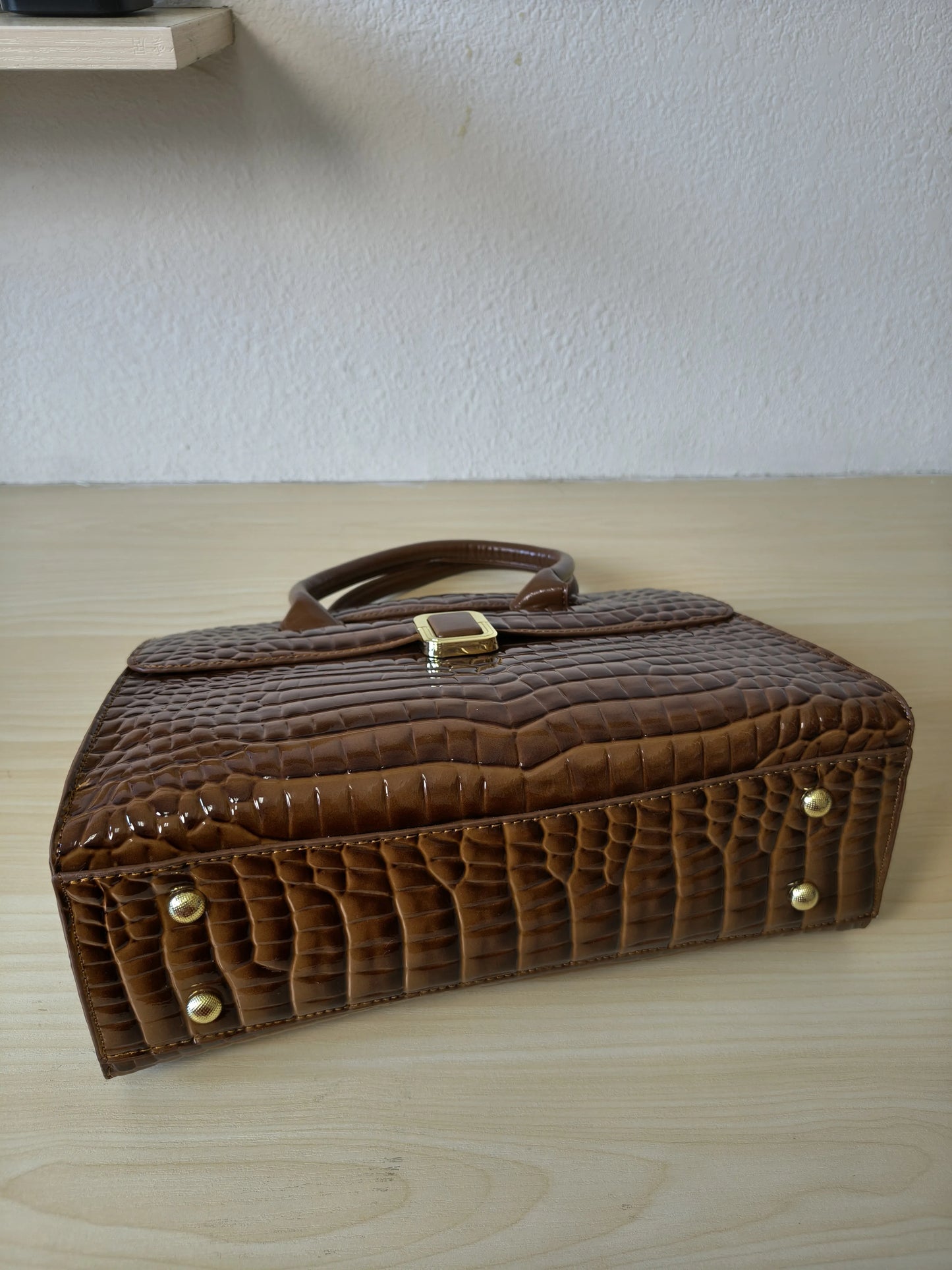Caramel Crocodile Embossed Structured Bag (E111)