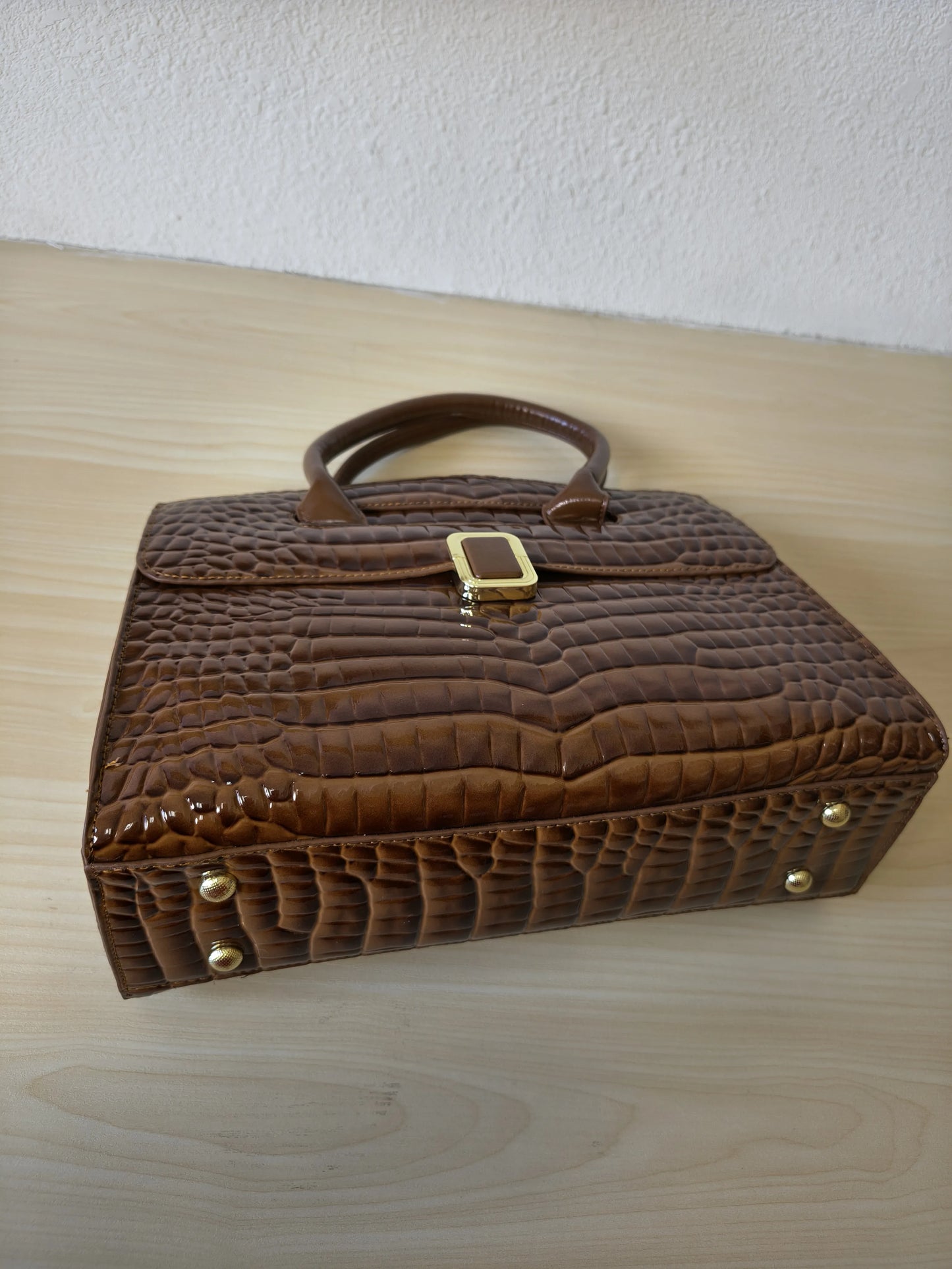 Caramel Crocodile Embossed Structured Bag (E111)