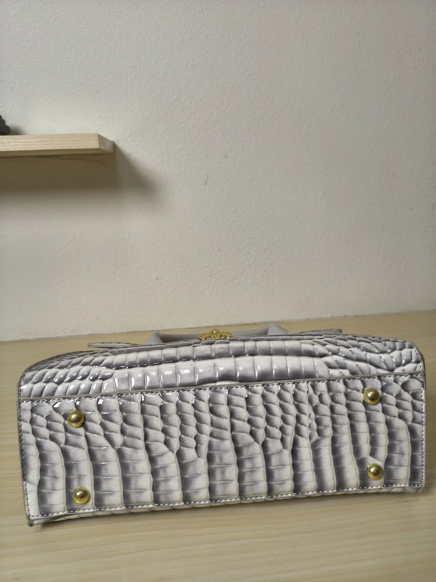 Trendy Light Grey Patent Croc Embossed Tote with Gold Buckle (E114)