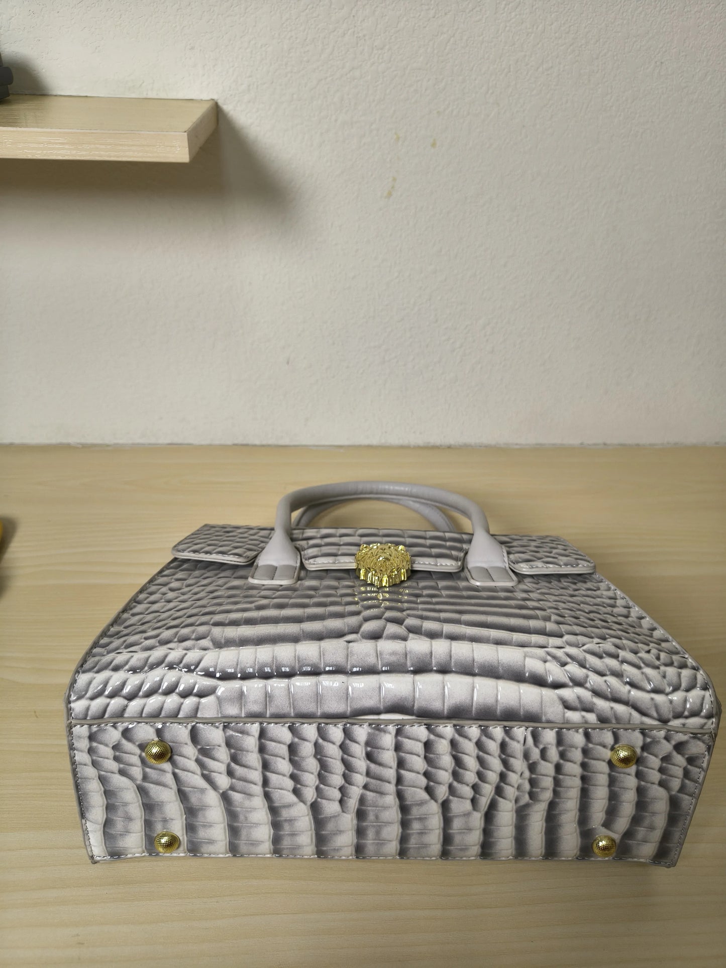 Trendy Light Grey Patent Croc Embossed Tote with Gold Buckle (E114)