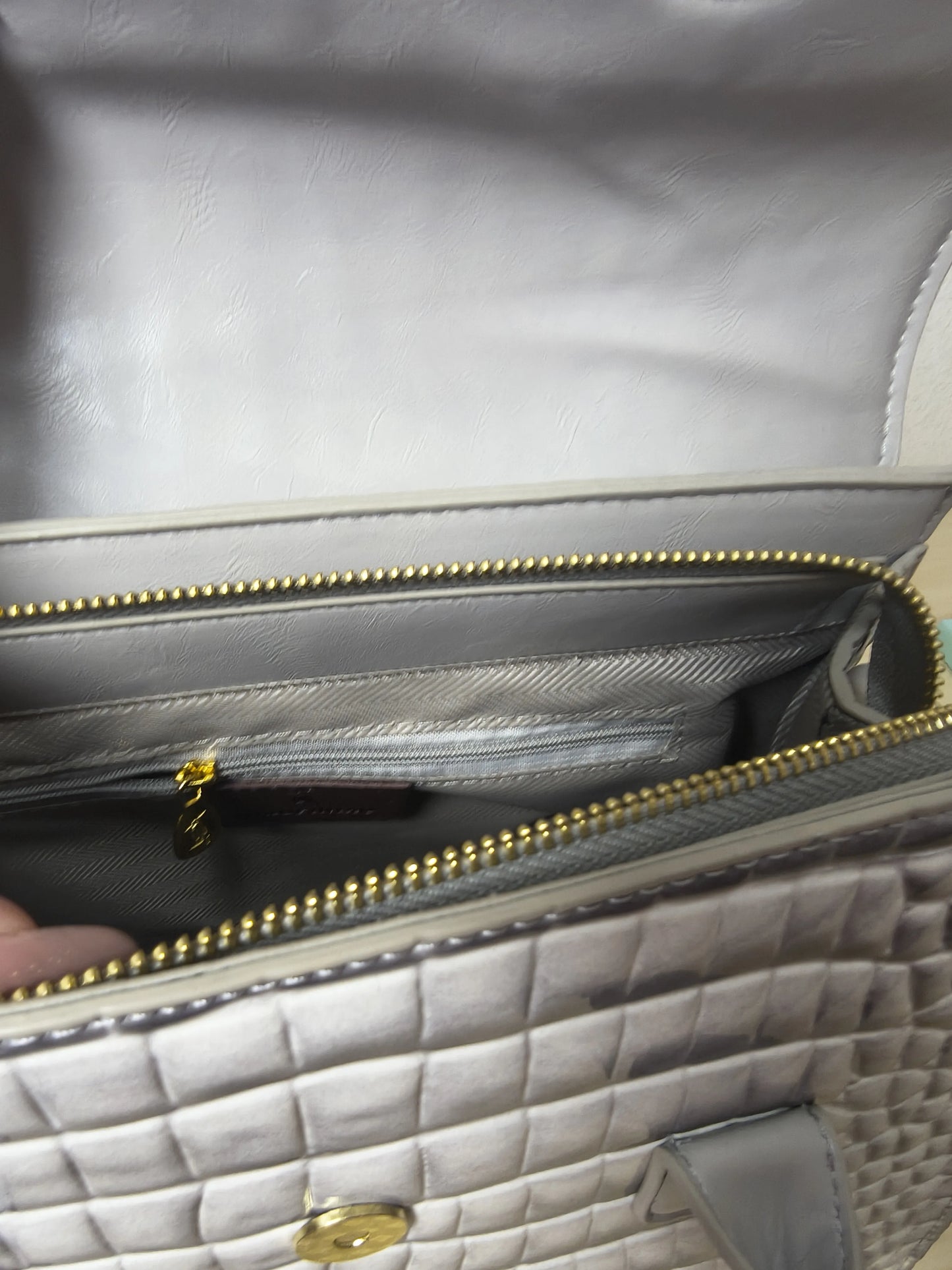 Trendy Light Grey Patent Croc Embossed Tote with Gold Buckle (E114)
