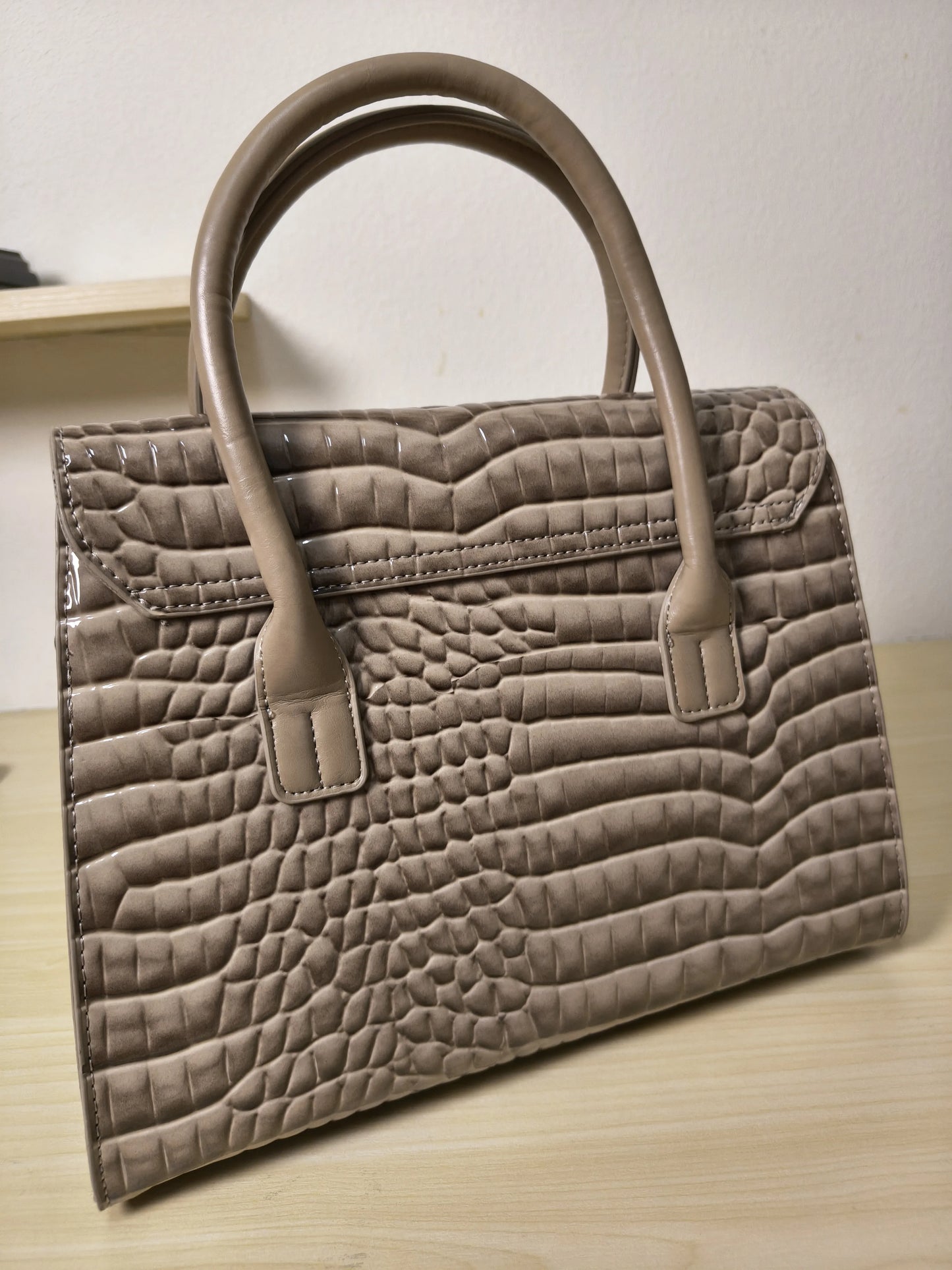 Trendy Khaki Patent Croc Embossed Tote with Gold Buckle (E116)