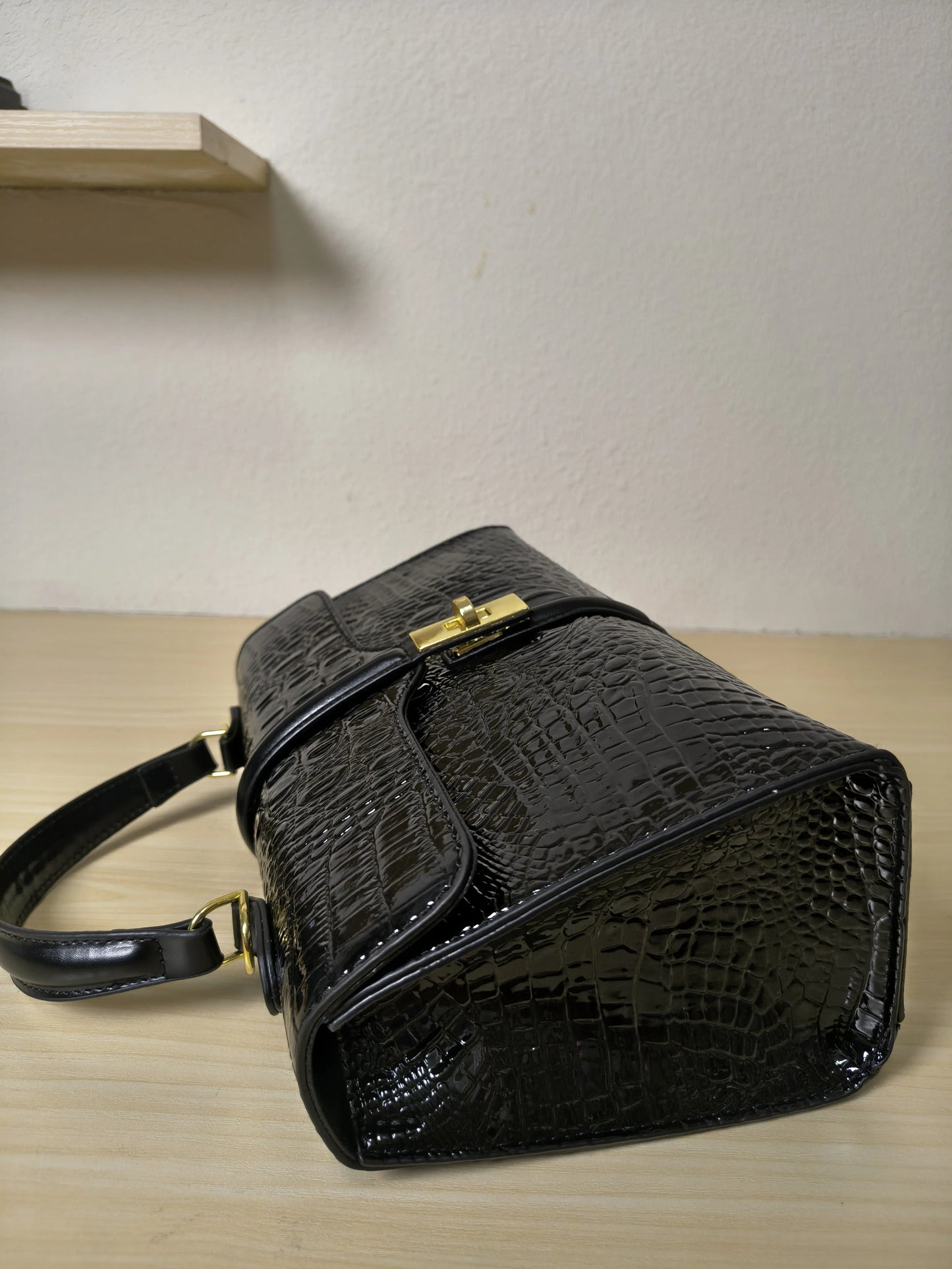 Black Crocodile Embossed Boston Bag (E118)