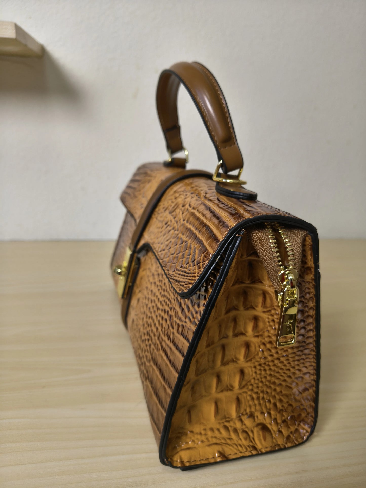 Caramel Gradient Crocodile Embossed Boston Bag (E121)