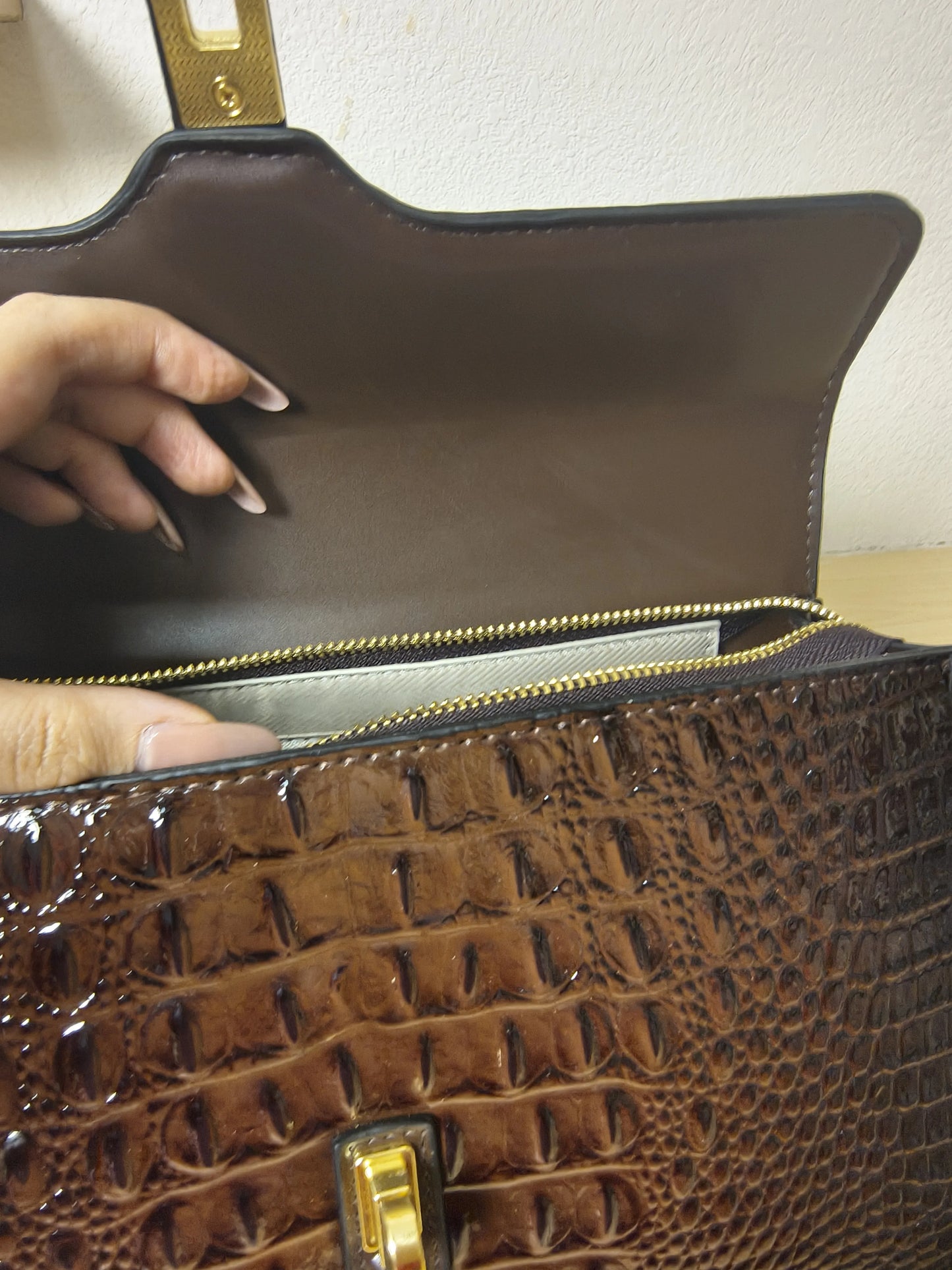 Brown Gradient Crocodile Embossed Boston Bag (E122)