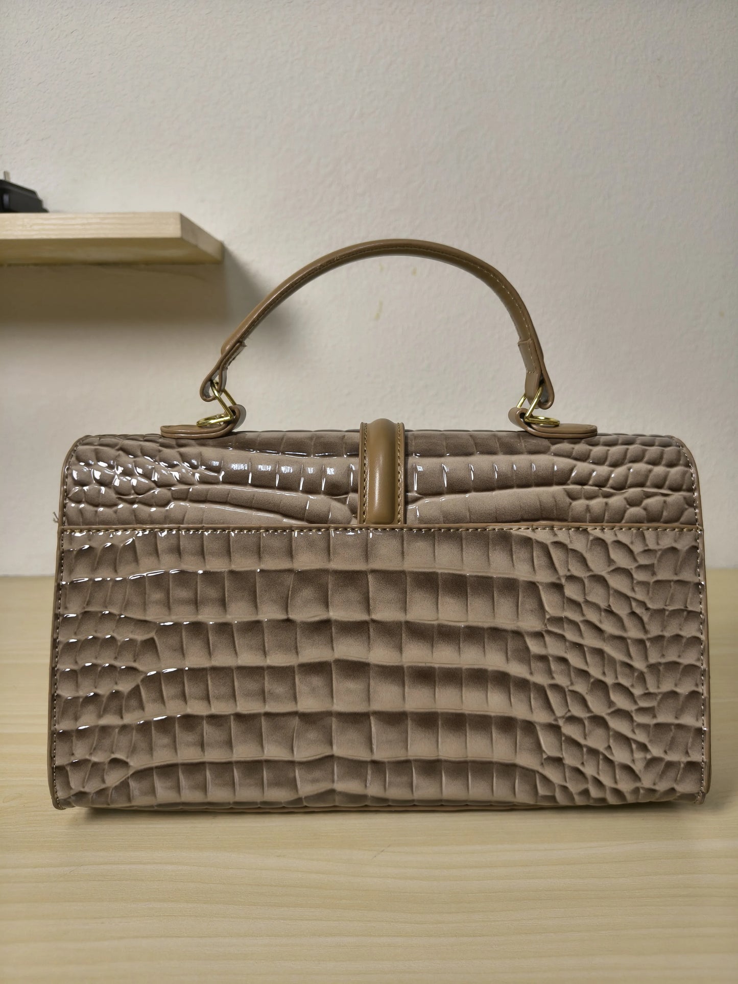 Khaki High Gloss Arch Bead Crocodile Embossed Boston Bag (E123)