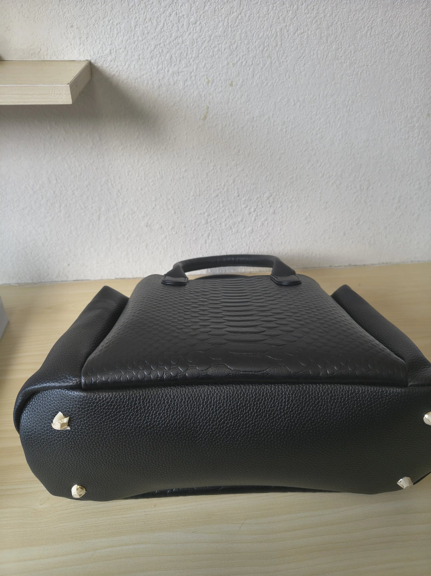 Black 3D Python & Fish Scale Embossed Boston Bag (E129)