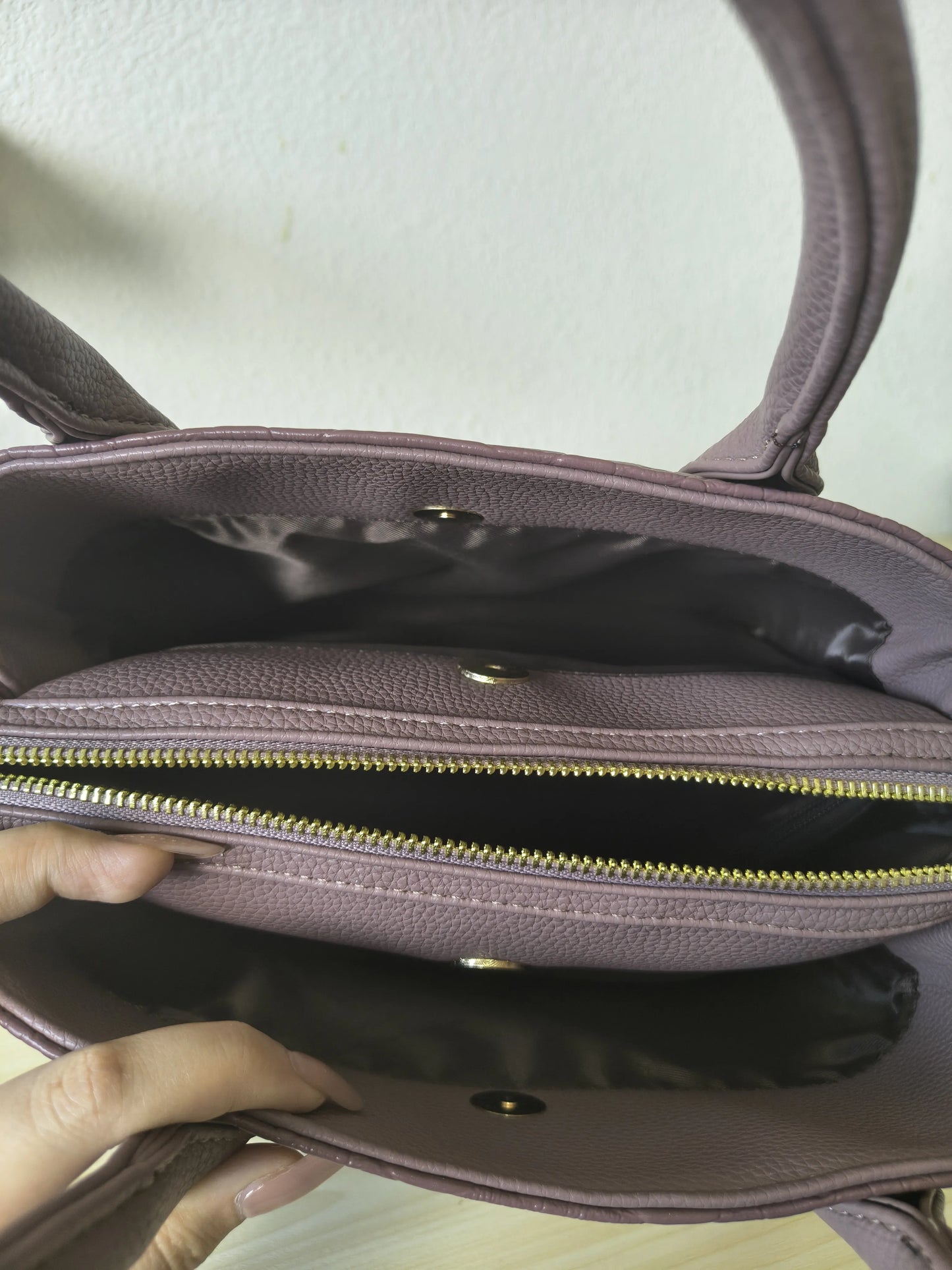 Light Purple 3D Python & Fish Scale Embossed Boston Bag (E132)