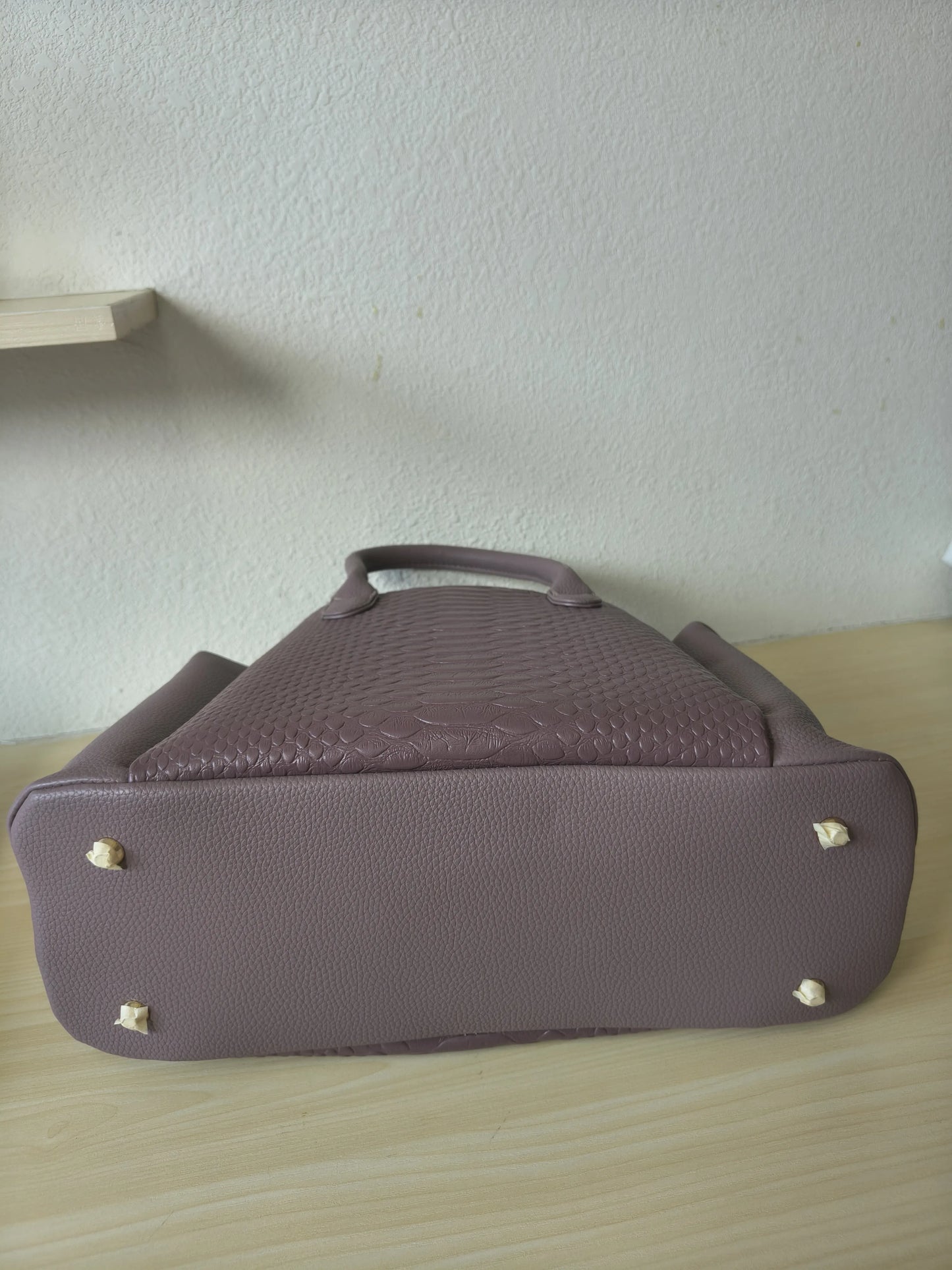Light Purple 3D Python & Fish Scale Embossed Boston Bag (E132)