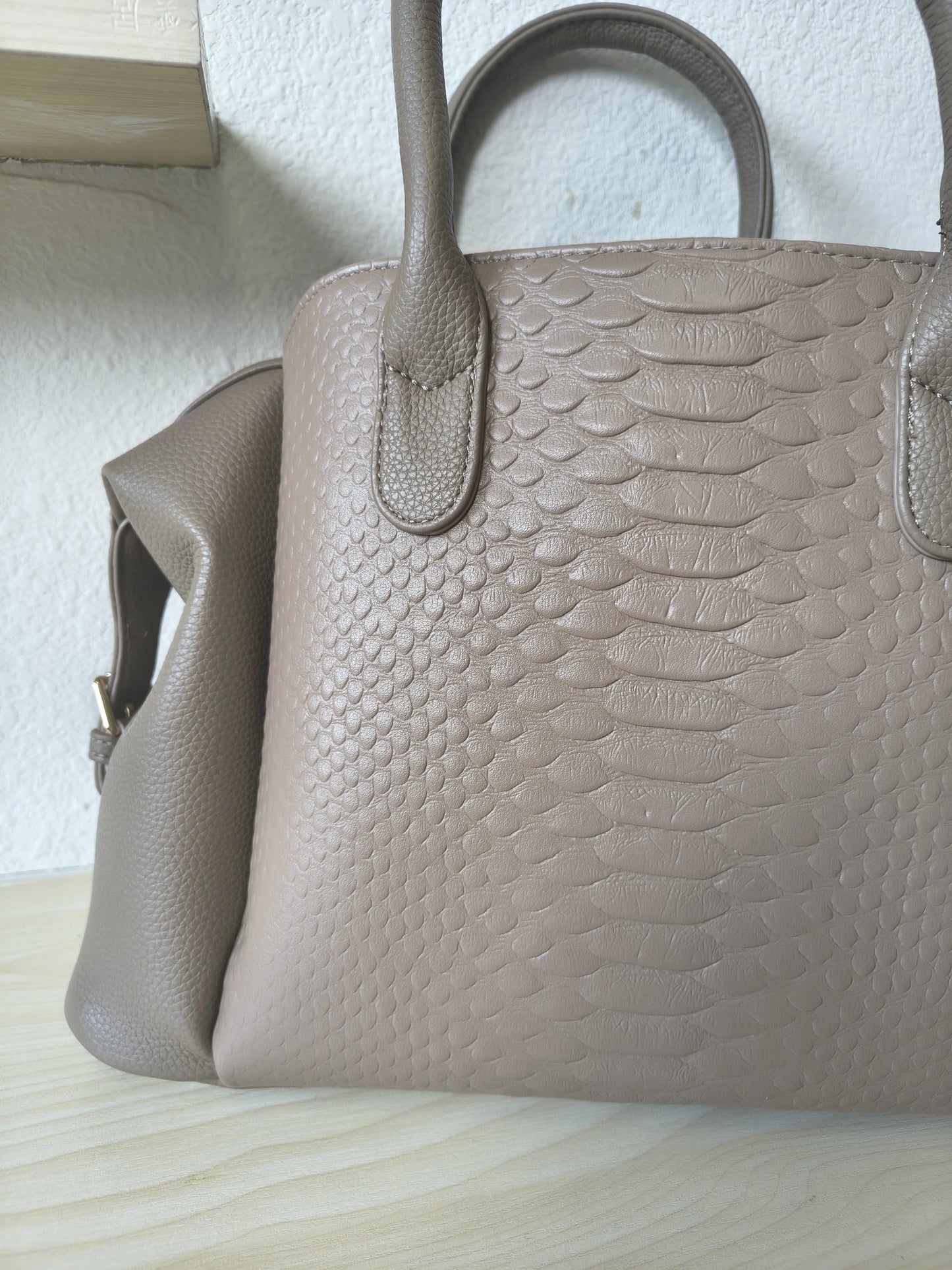 Khaki 3D Python & Fish Scale Embossed Boston Bag (E133)