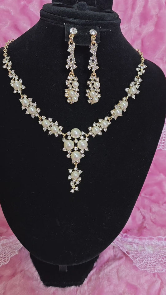 Gilded Pearl & Crystal Cluster Necklace & Earring Set