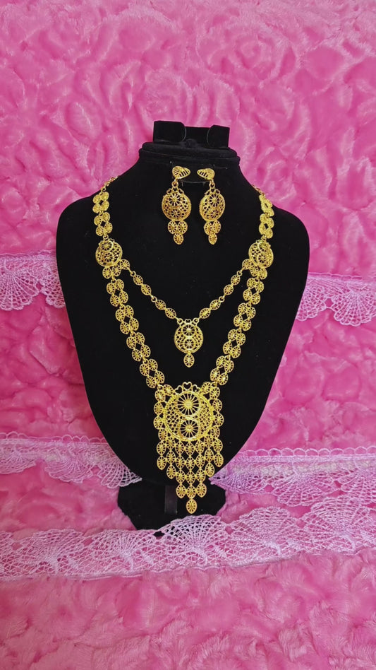 Majestic Gold Openwork Fringe Regal Set