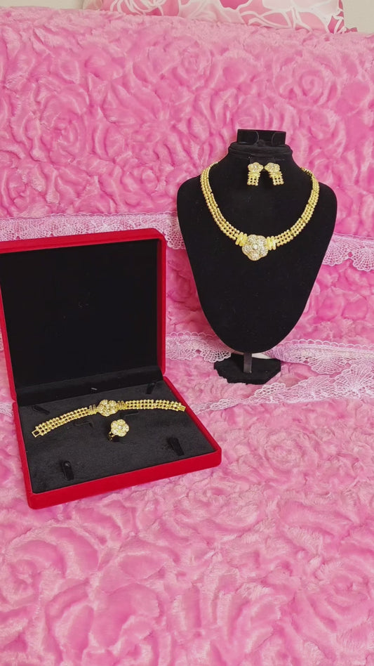 Majestic Gold Chain Cluster Regal Set