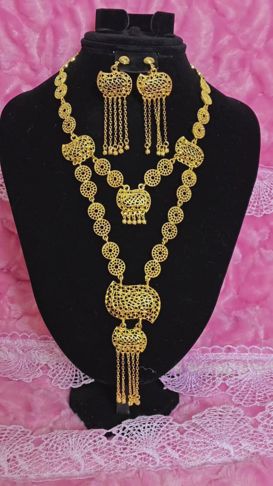Sovereign Gilded Lantern Cascade Jewelry Set